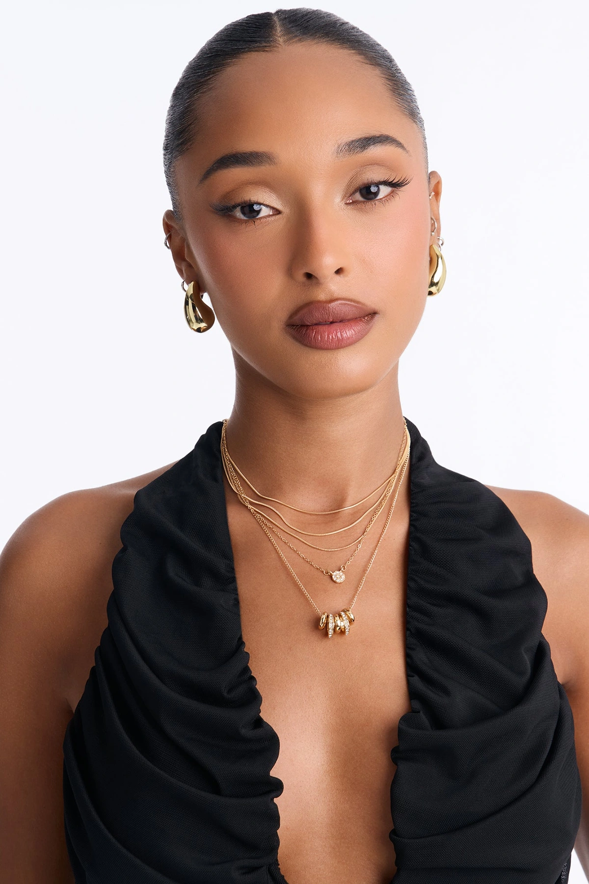 Chic Upgrade Layered Necklace - Gold — Dourado