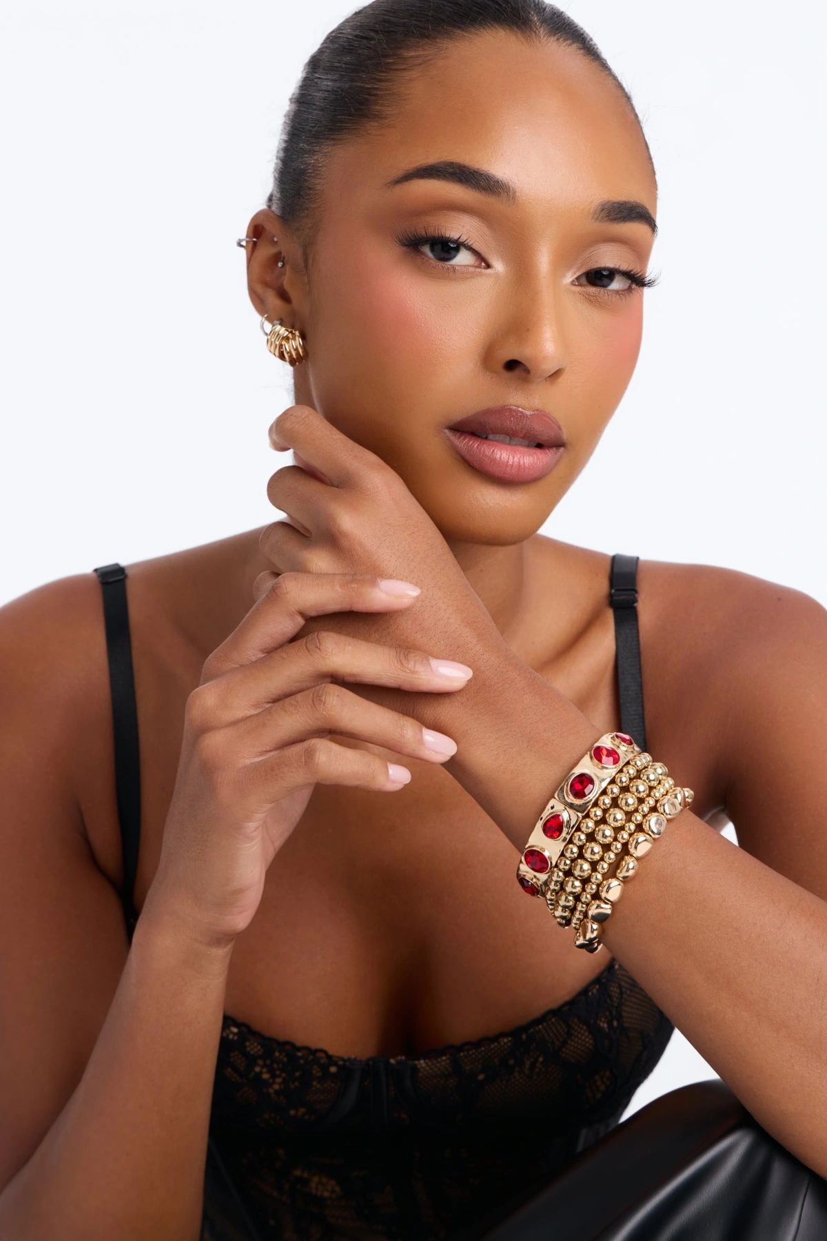 Under The Shade 5 Piece Bracelet Set - Gold/Red — Dourado/Vermelho