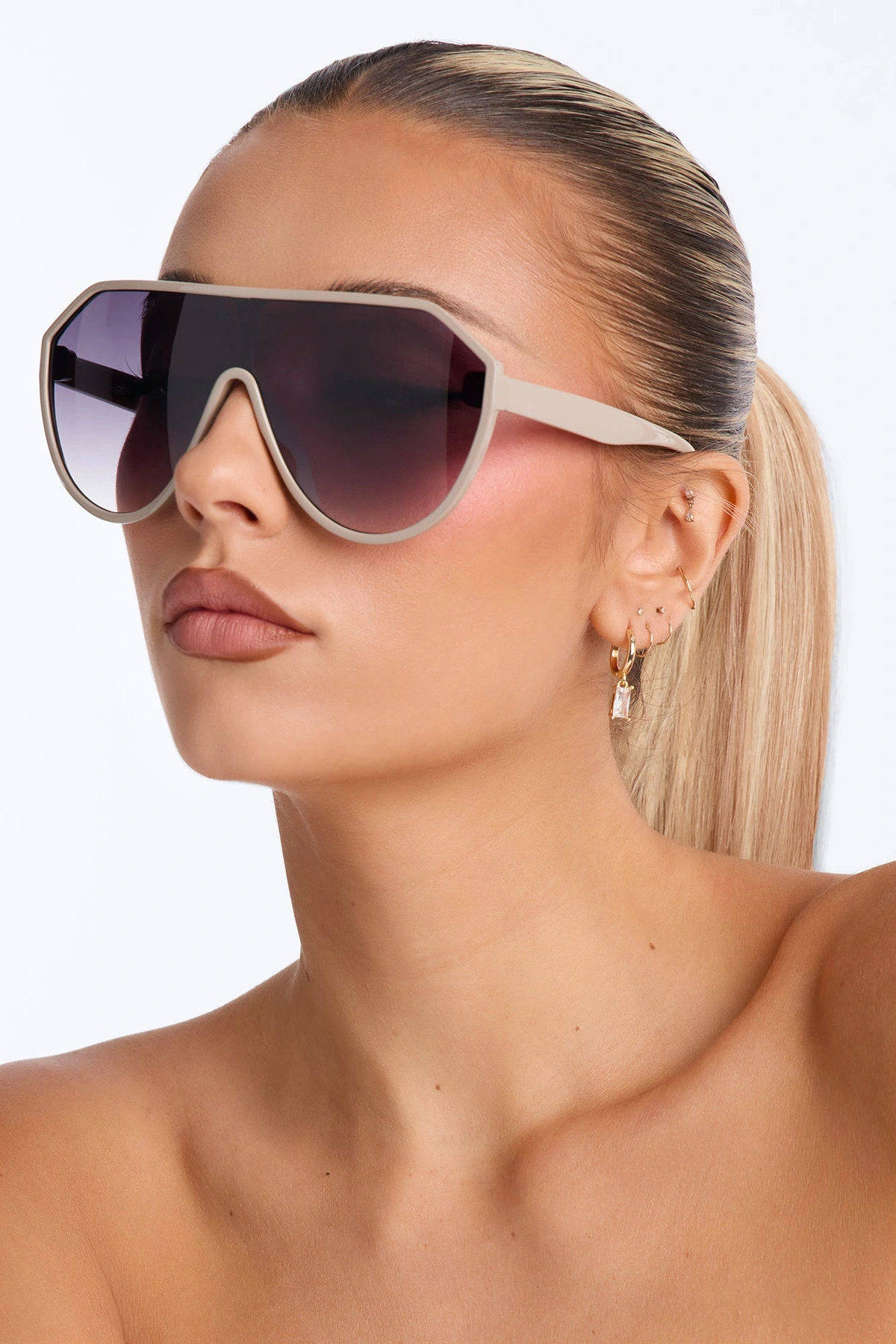 Waiting On You Sunglasses - Grey — Cinzento