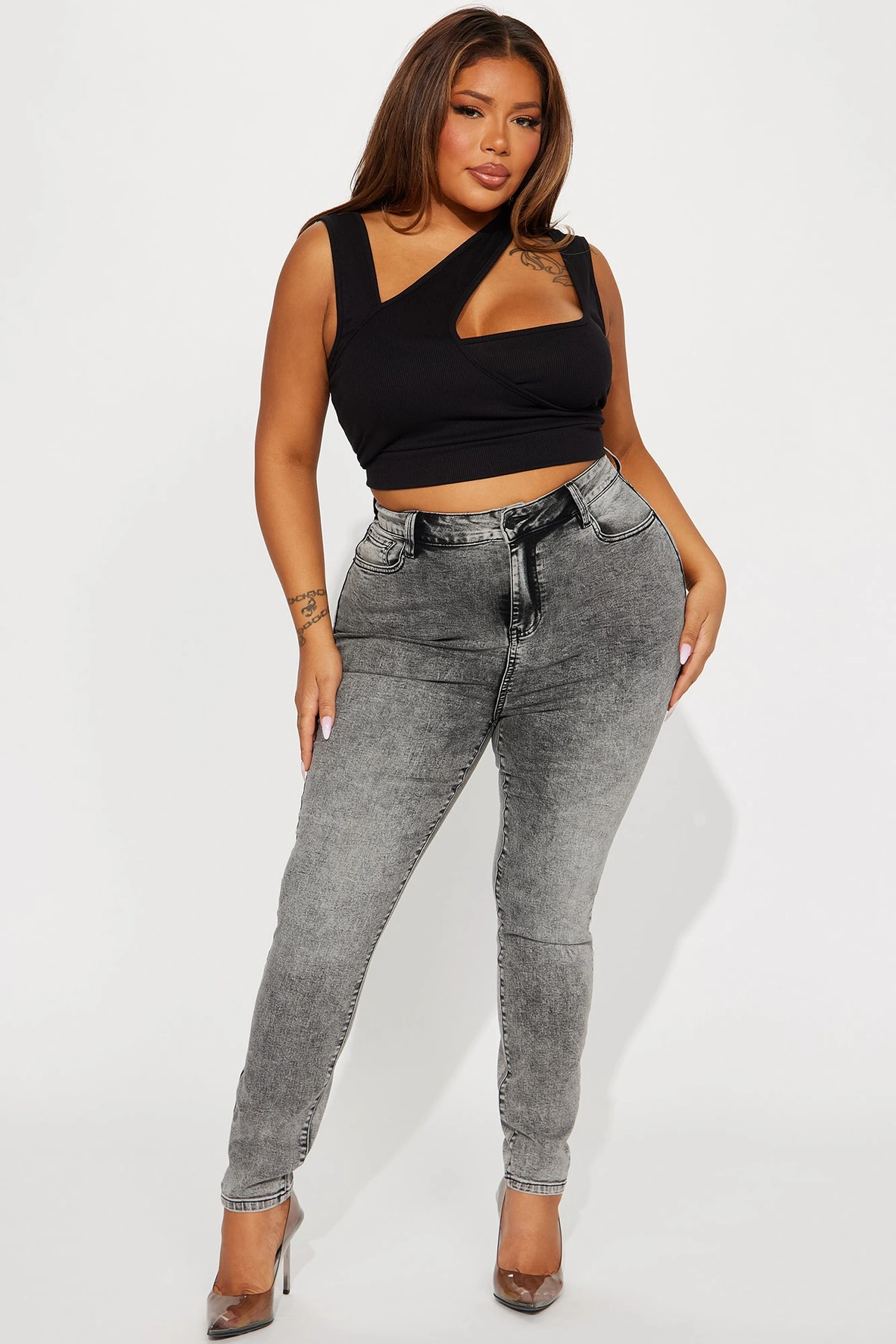 It's Giving High Stretch Curvy Skinny Jeans - Acid Wash Grey — Acid lavagem Cinzento