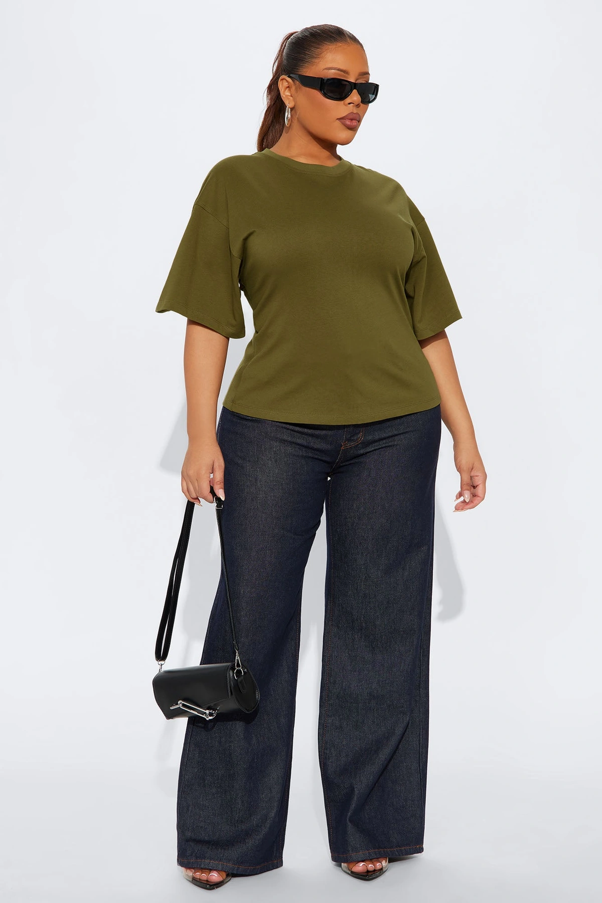 Jayden Fitted T-Shirt - Olive — Verde-azeitona