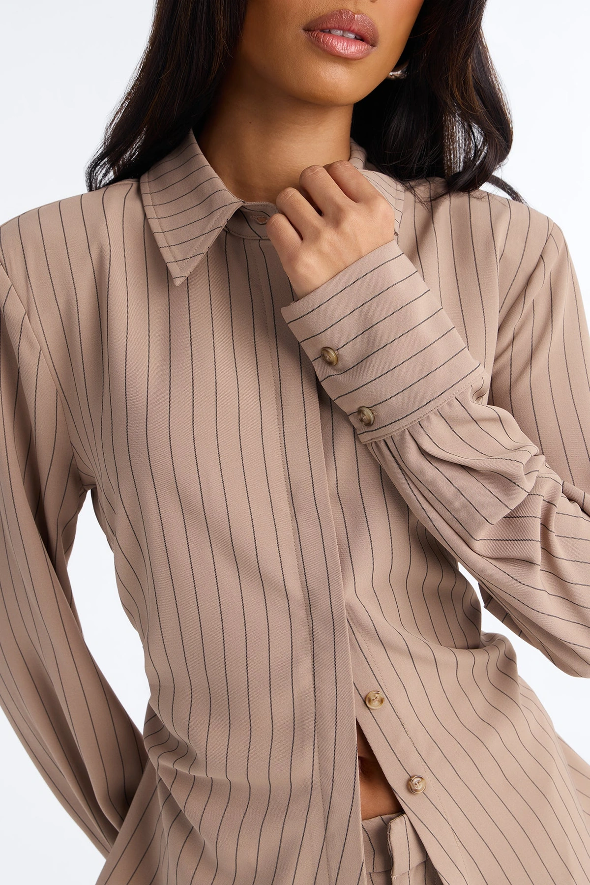 Sutton Pinstripe Pant Set - Taupe — Bege acinzentado