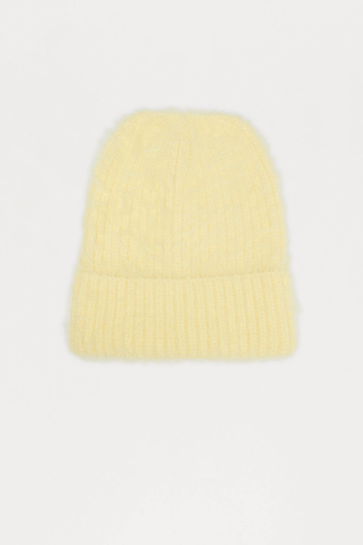 Fuzzy Feeling Beanie - Yellow — Amarelo