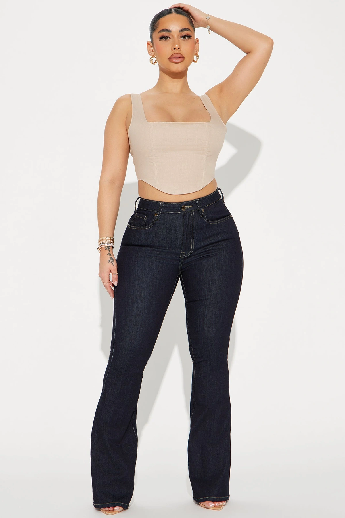 Milana Sculpting Stretch Flare Jeans - Dark Wash — Ganga de lavagem escura
