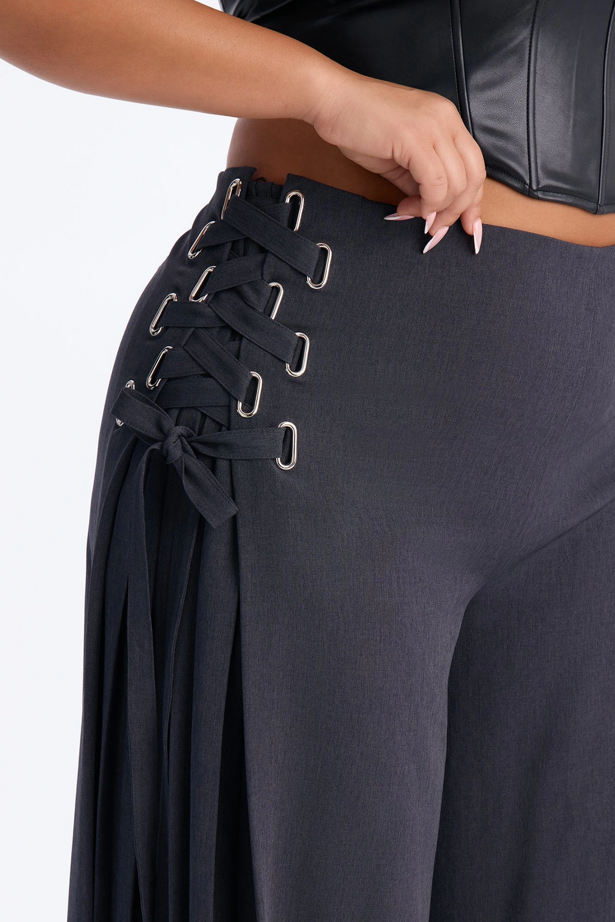 Tate High Rise Lace Up Pleated Wide Leg Trouser - Charcoal — Cinzento-escuro