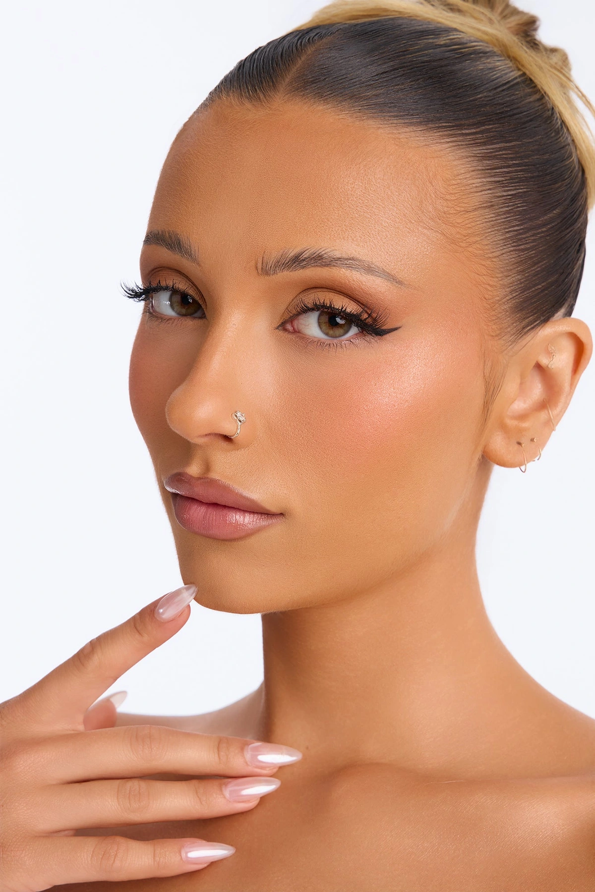 Clover Faux Nose Ring - Silver — Prateado