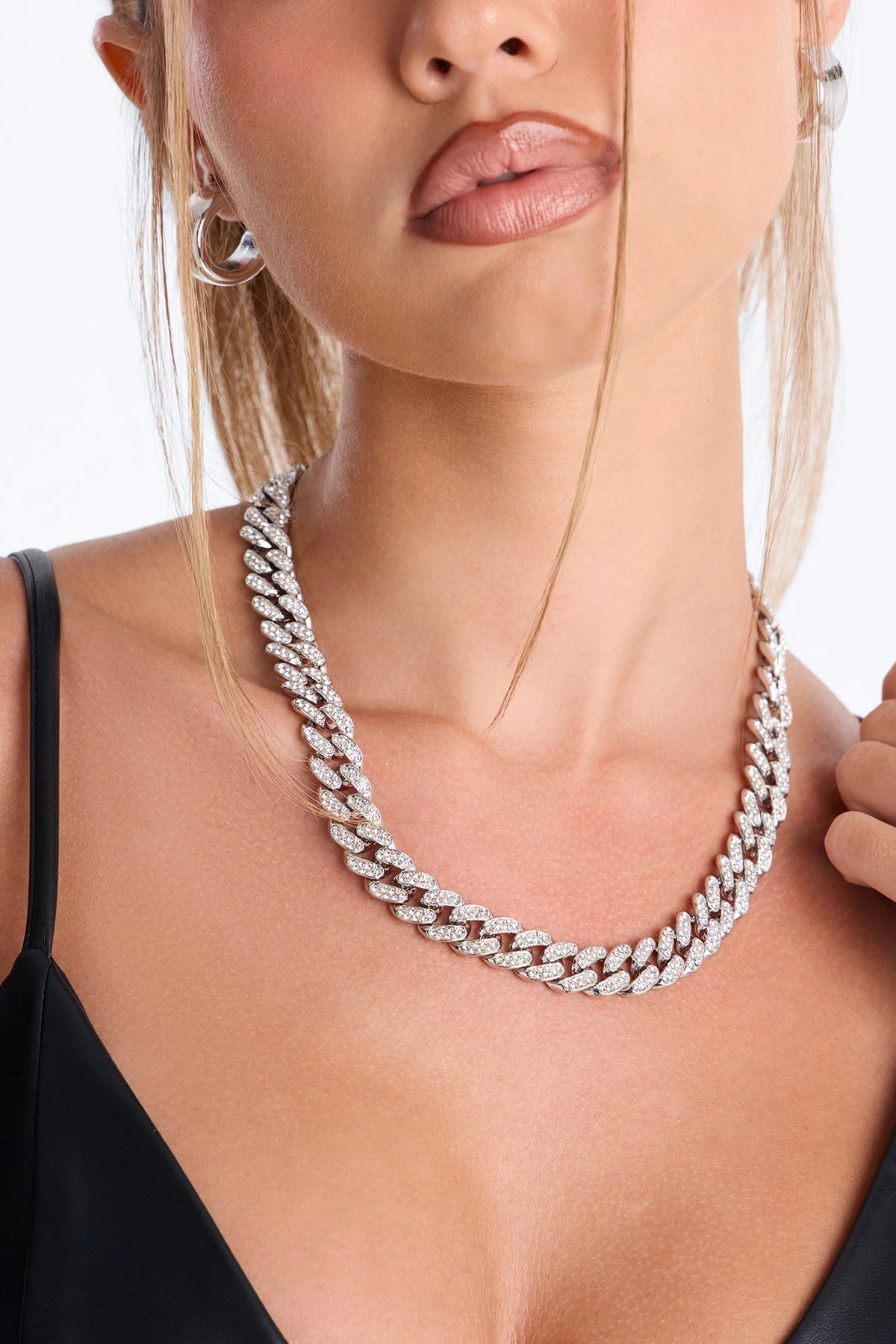 Cold As Ice Rhinestone Necklace - Silver — Prateado