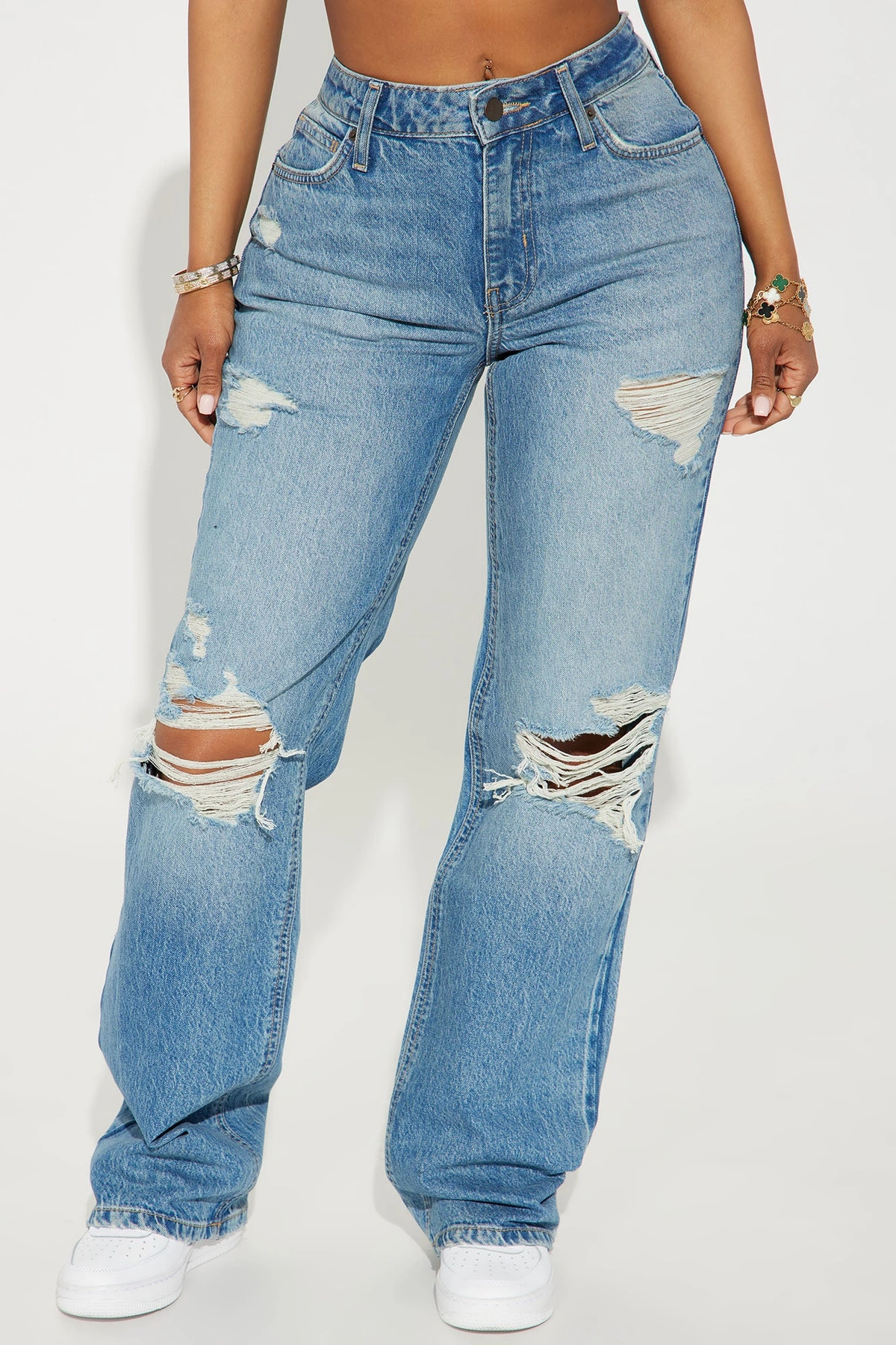 Unbothered Queen Ripped Straight Leg Jeans - Vintage Wash — Ganga de lavagem envelhecida