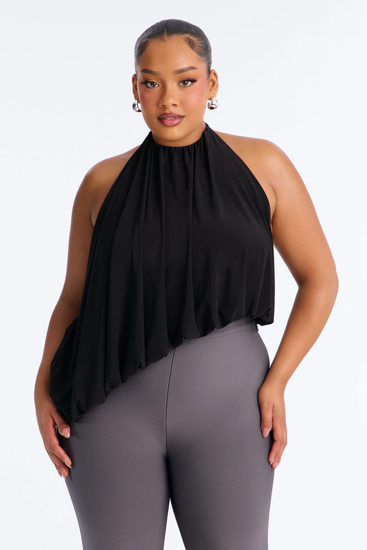 Selena Ruched Asymmetrical Halter Top - Black — Preto