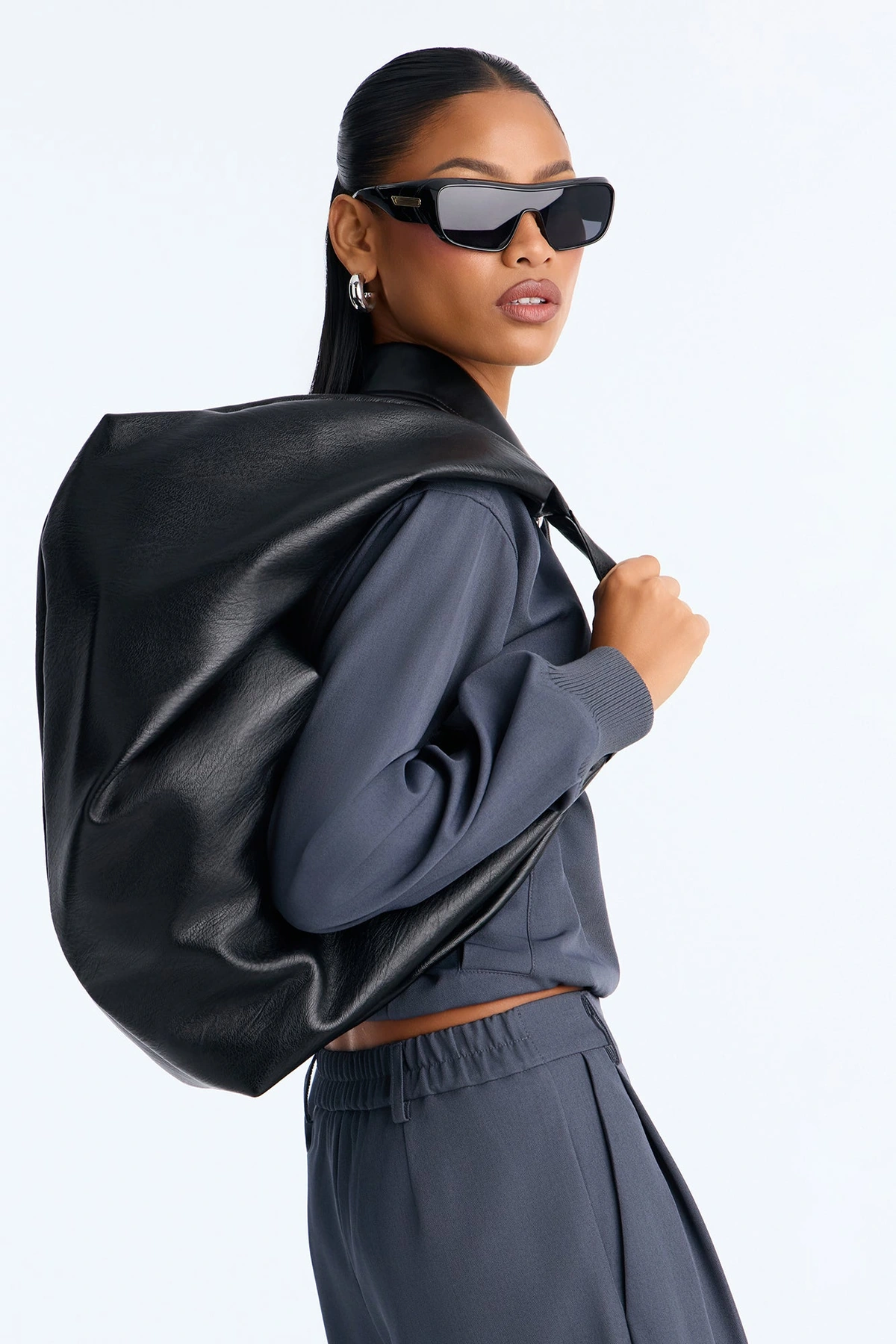 Second Guessing Distressed Faux Leather Shoulder Bag - Black — Preto