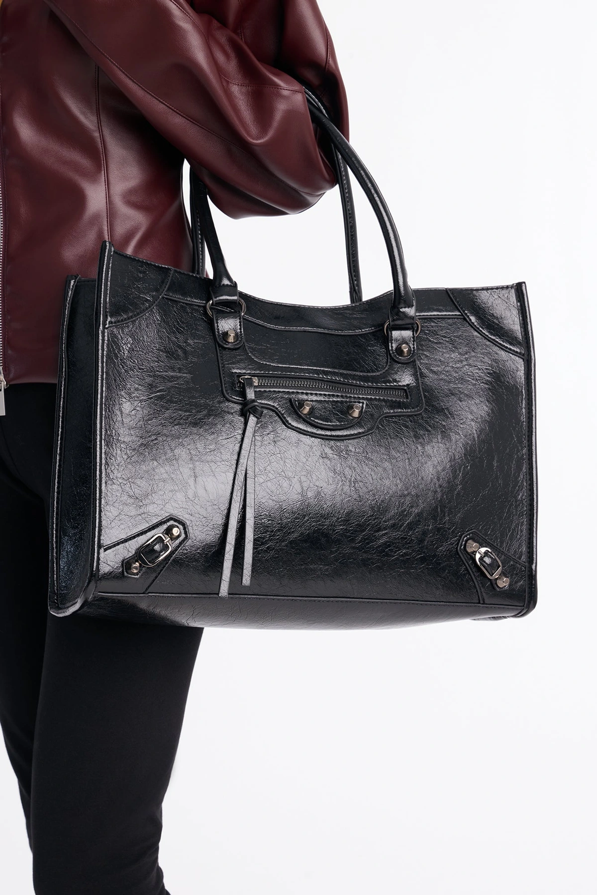 Got Things To Do Faux Leather Tote - Black — Preto