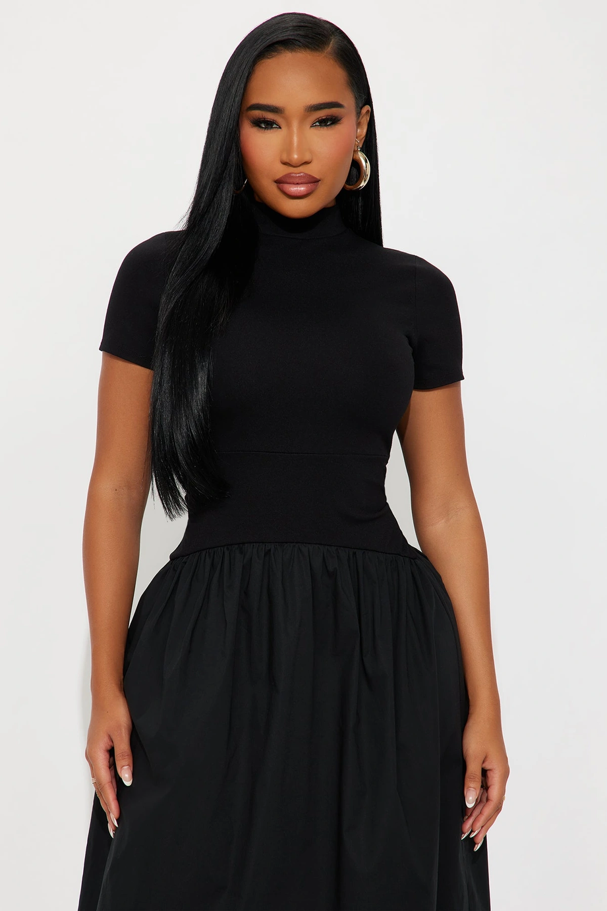 Kennedy Short Sleeve Drop Waist Midi Dress - Black — Preto
