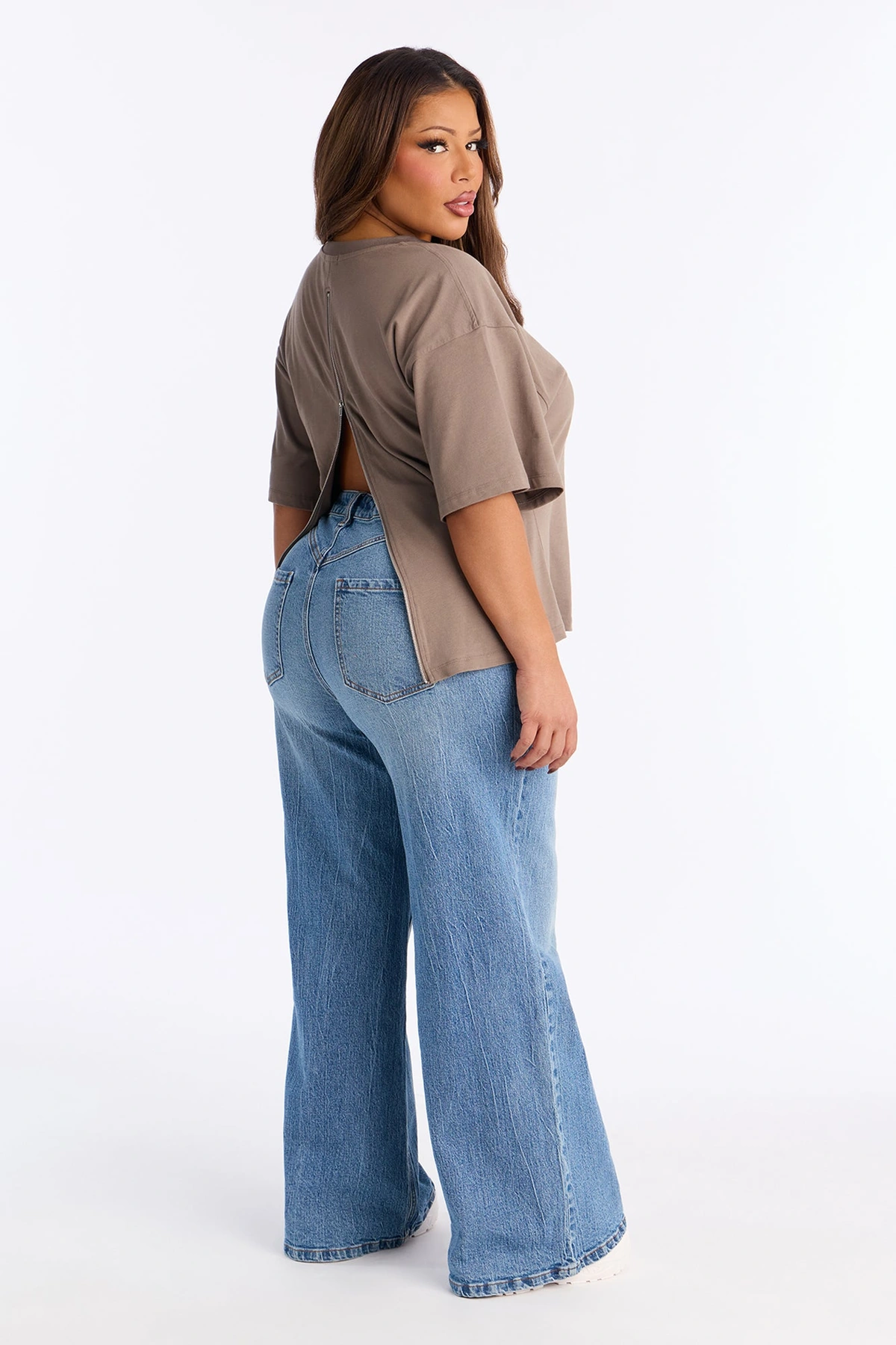 Jayden Fitted T-Shirt - Mocha — Moca