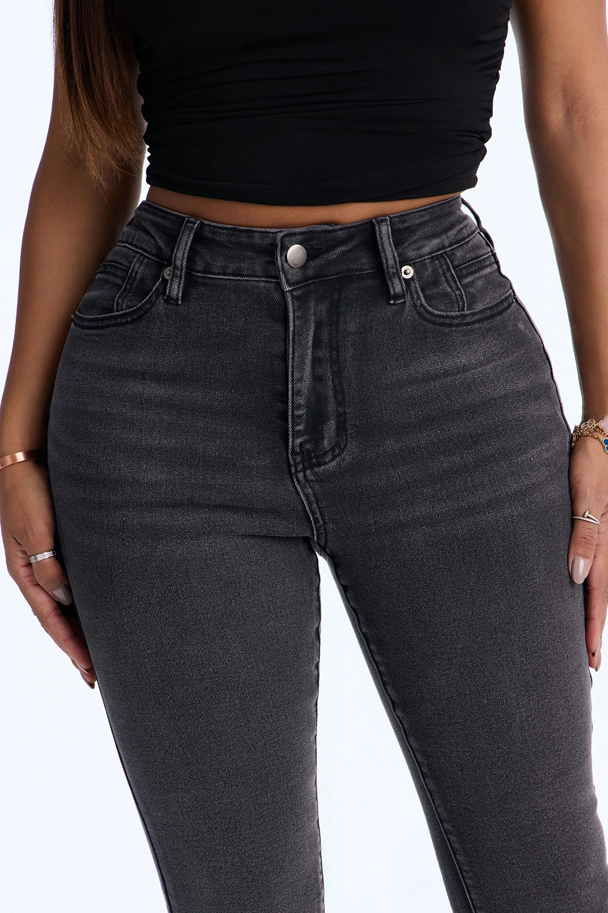 Truly Iconic High Rise Sculpting Stretch Flare Jeans - Black Wash — Ganga preta