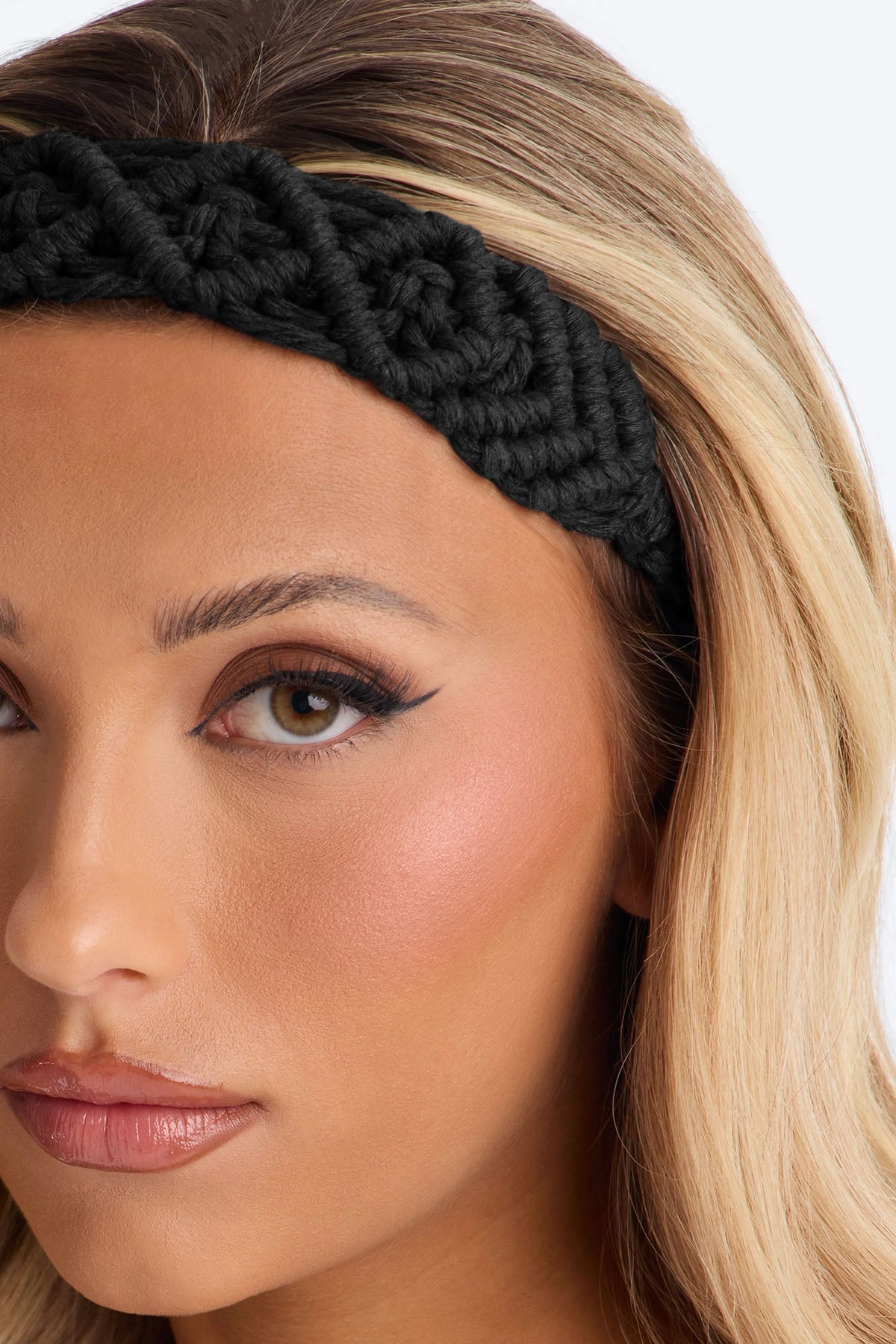 Braid My Hair Crochet Headband - Black — Preto