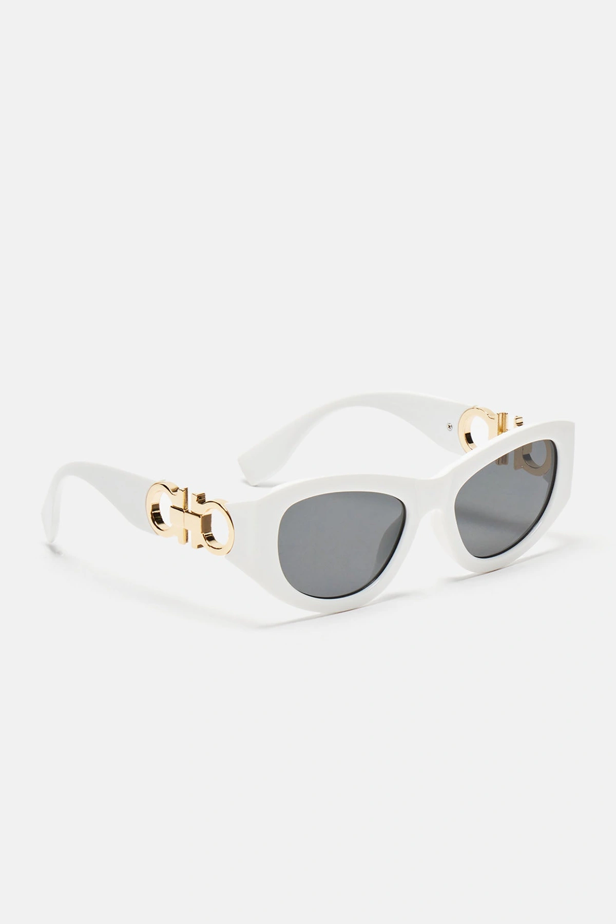 Retail Therapy Sunglasses - White — Branco