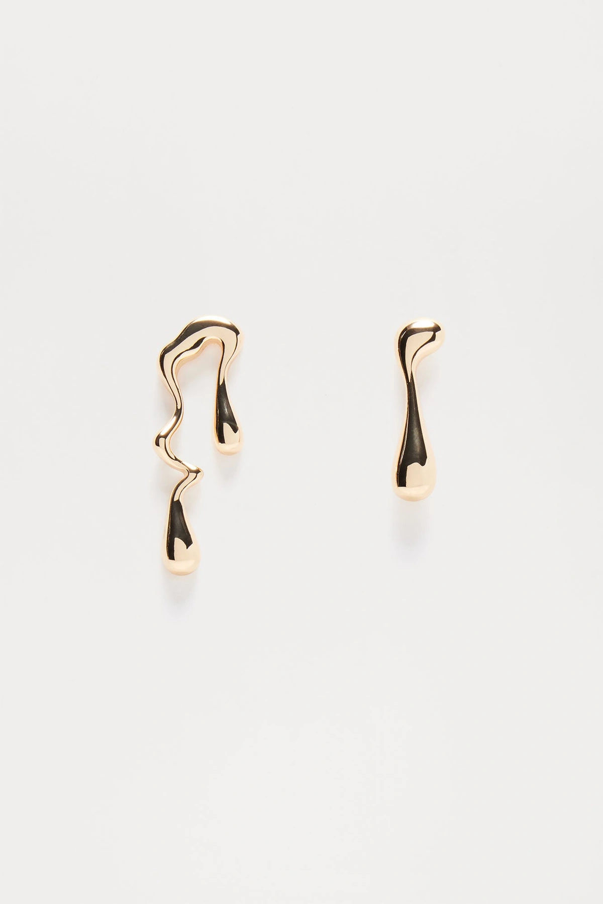 In The Matrix Earrings - Gold — Dourado