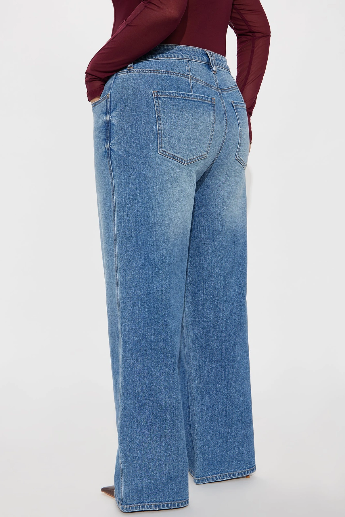 Never Changing Wide Leg Jeans - Medium Wash — Ganga de lavagem média
