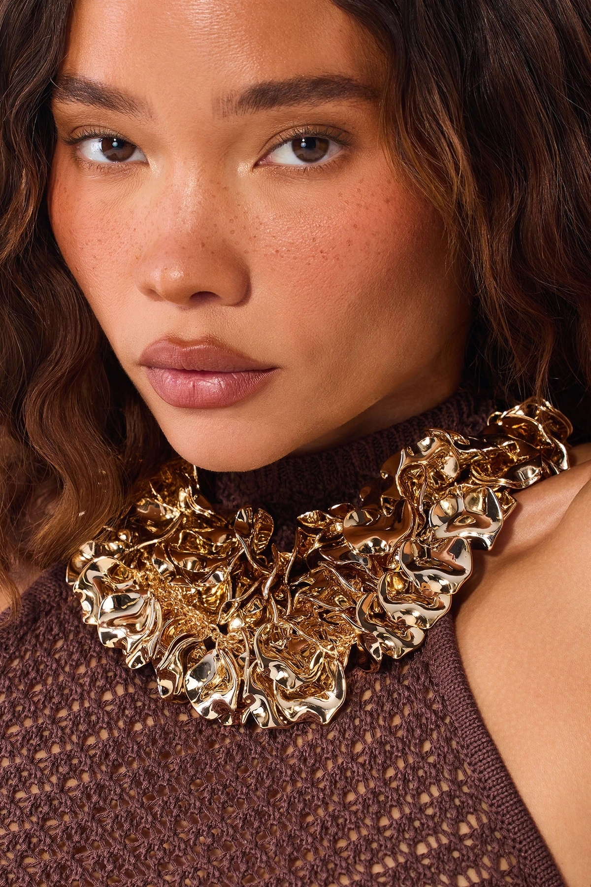 Rose Rivet Hardware Necklace - Gold — Dourado