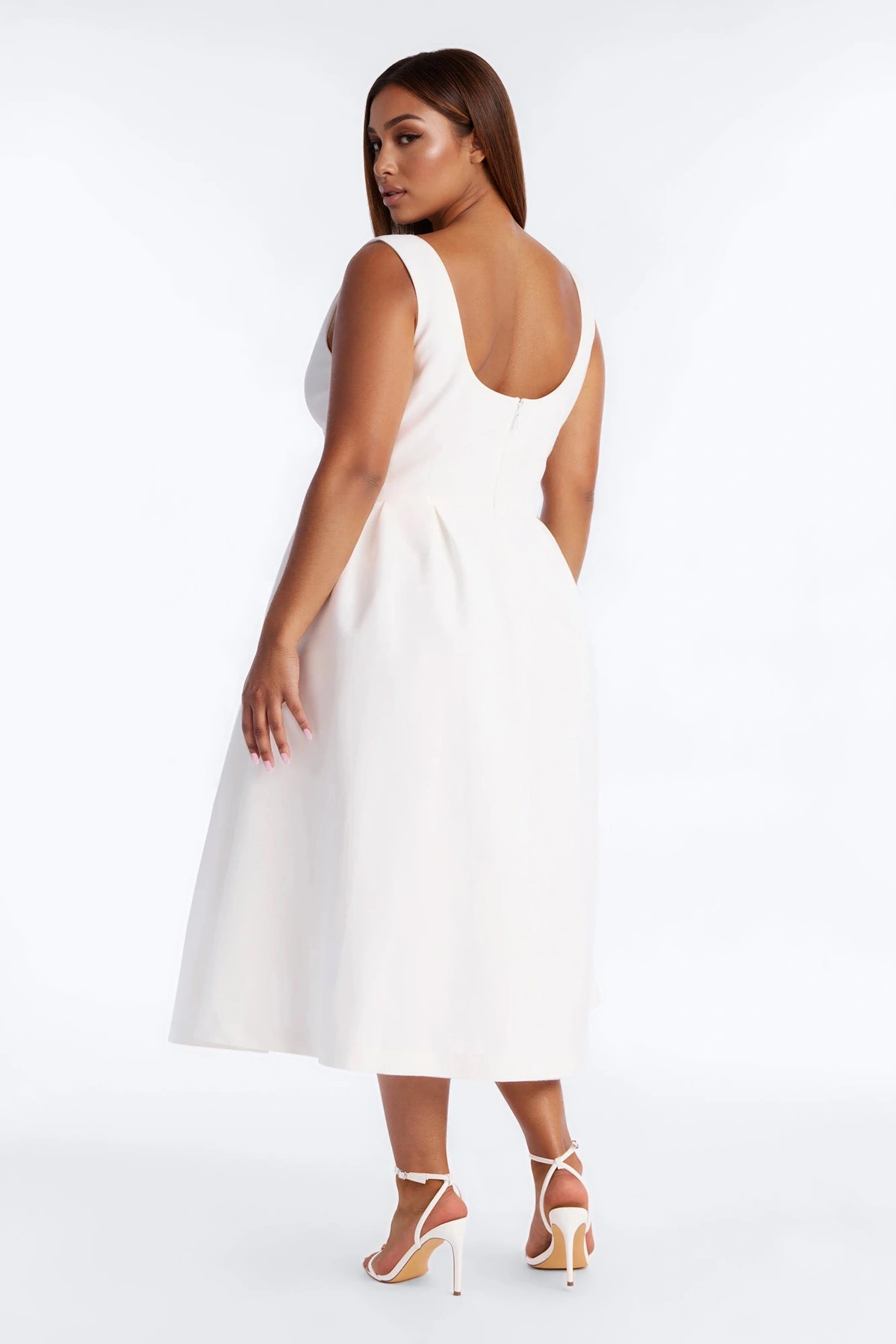 Anika Pleated Midi Dress - White — Branco