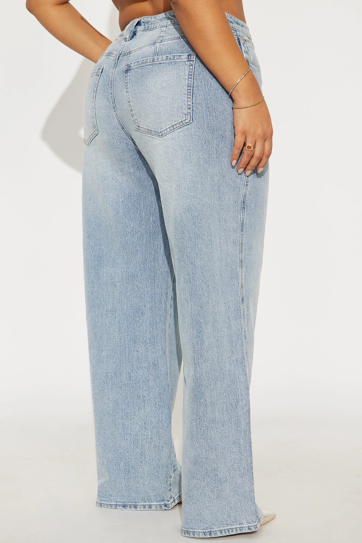 Never Changing Wide Leg Jeans - Light Wash — Ganga de lavagem clara