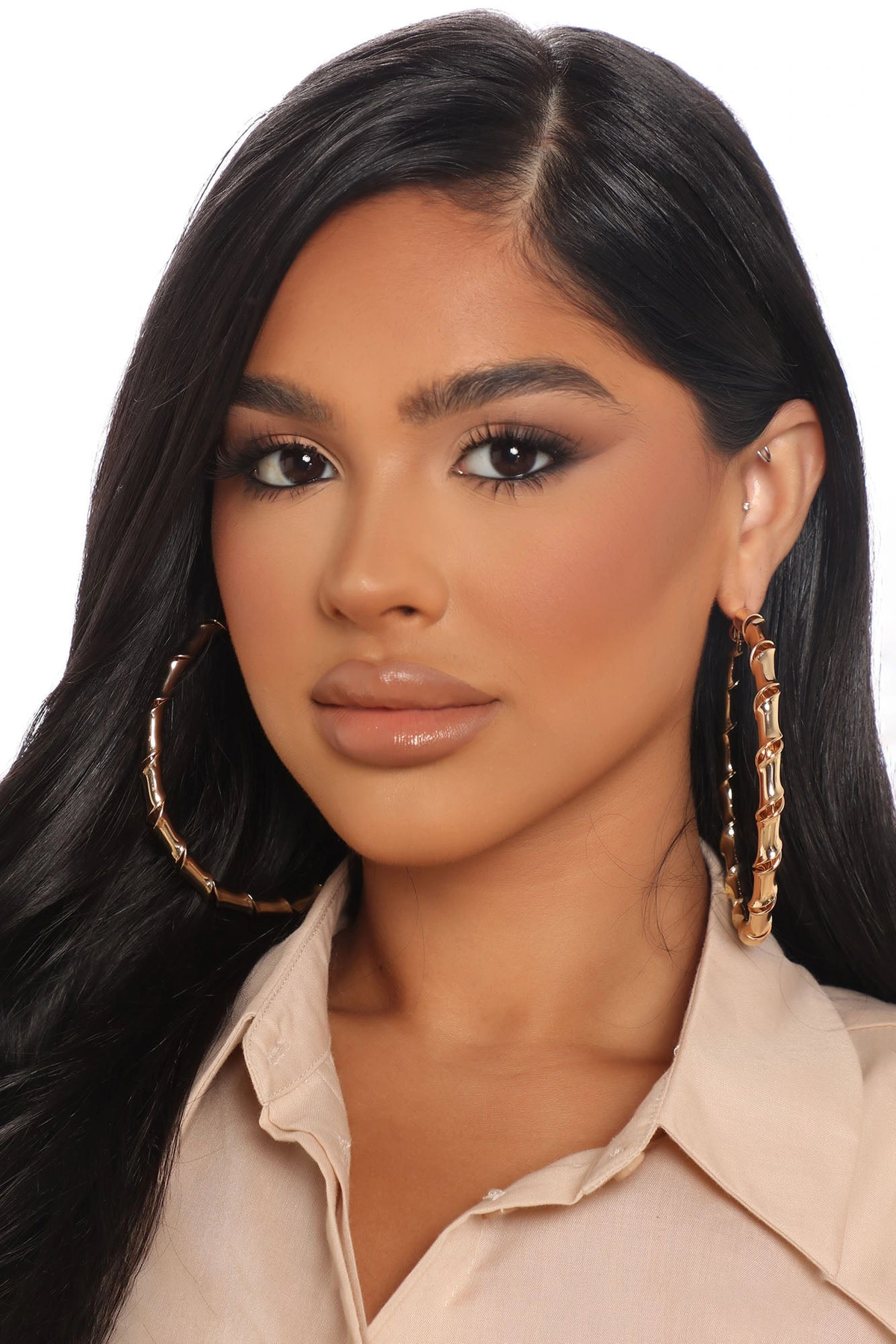 Leave The Attitude Behind Hoop Earrings - Gold — Dourado