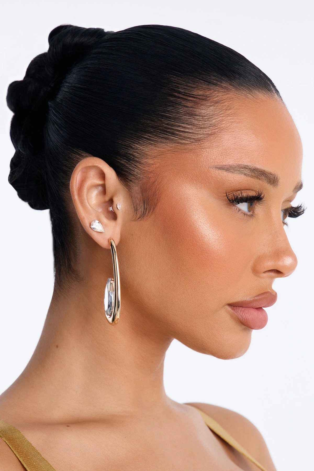 Luxe Isn't Cheap Drop Earrings - Gold — Dourado