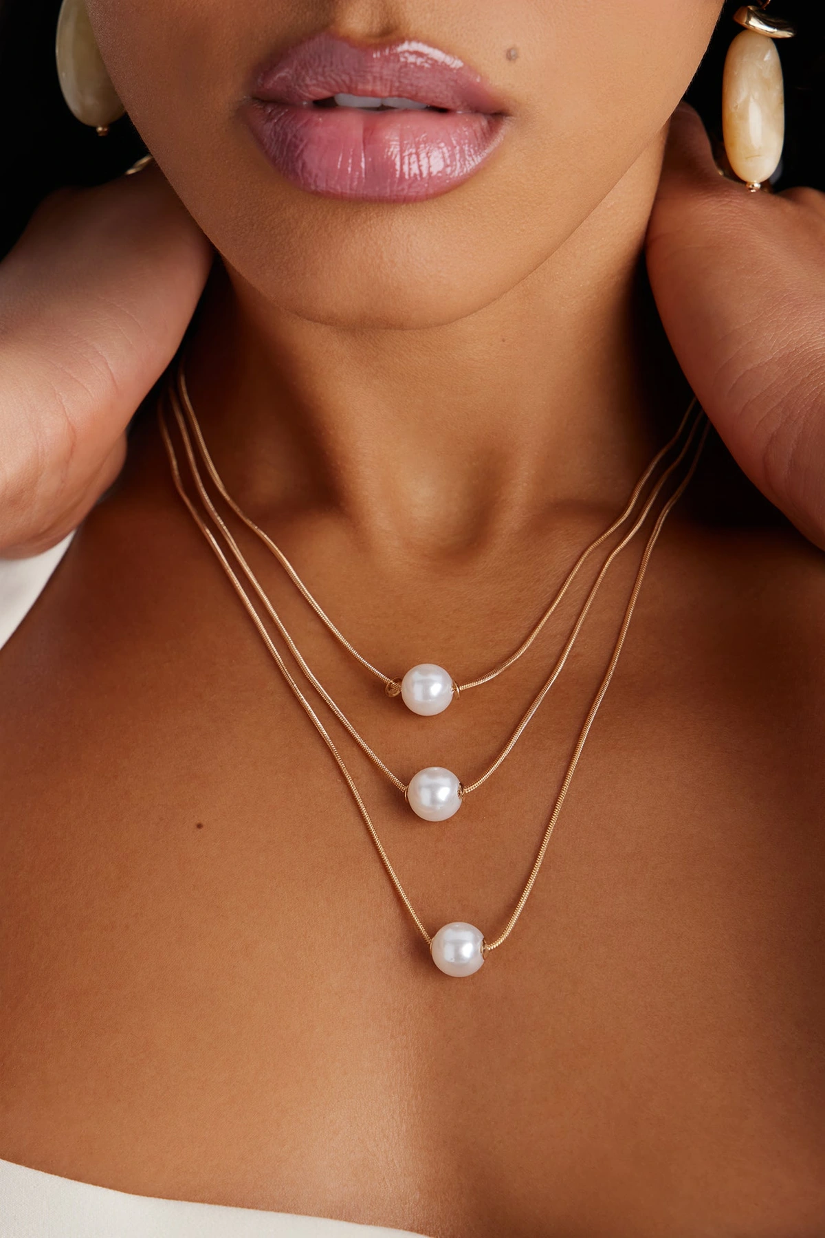 Perfect Touch Pearl Layered Necklace - Gold — Dourado