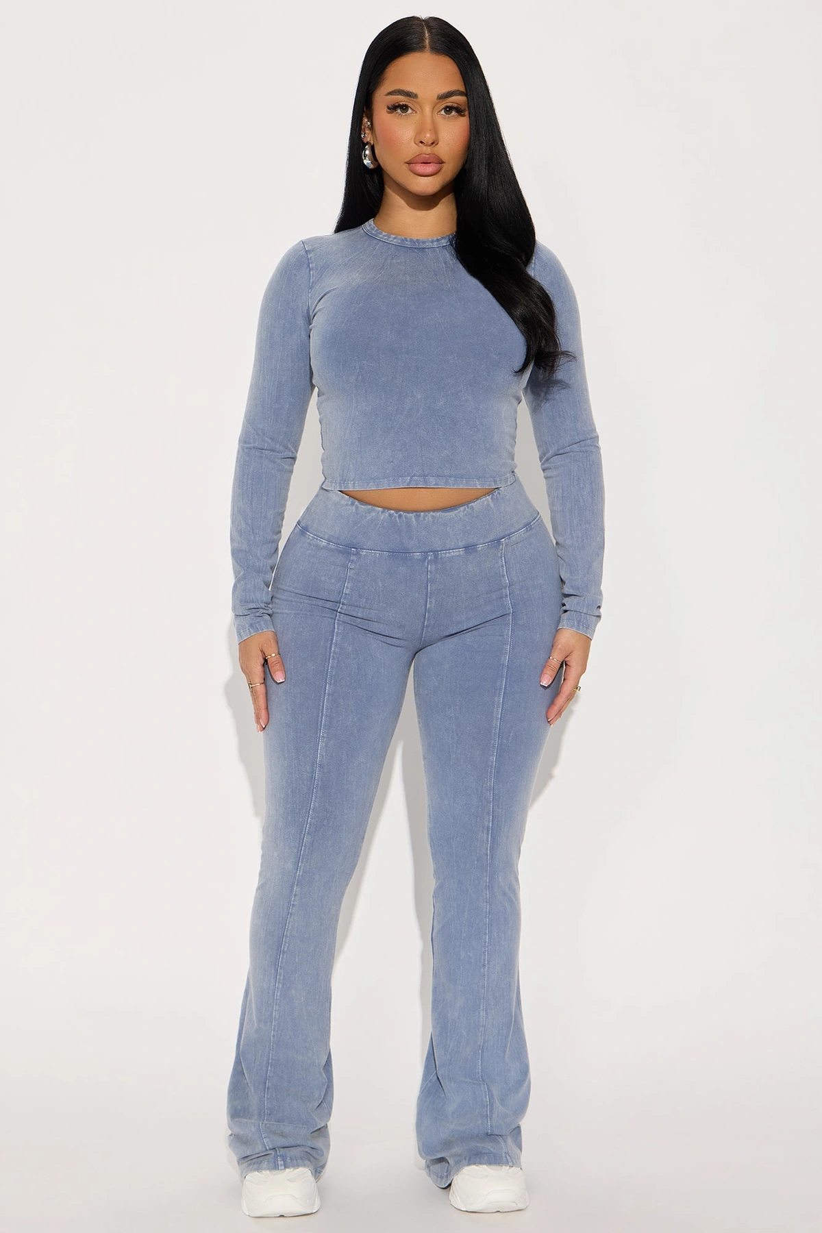 Hear Me Out Long Sleeve Mineral Wash Pant Set - Blue — Azul