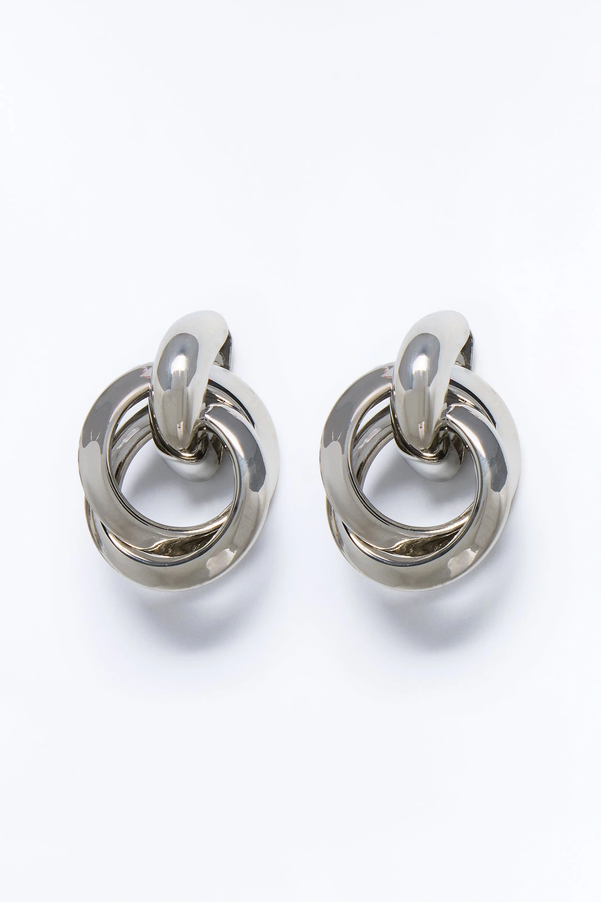 Mallory Knot Drop Earrings - Silver — Prateado