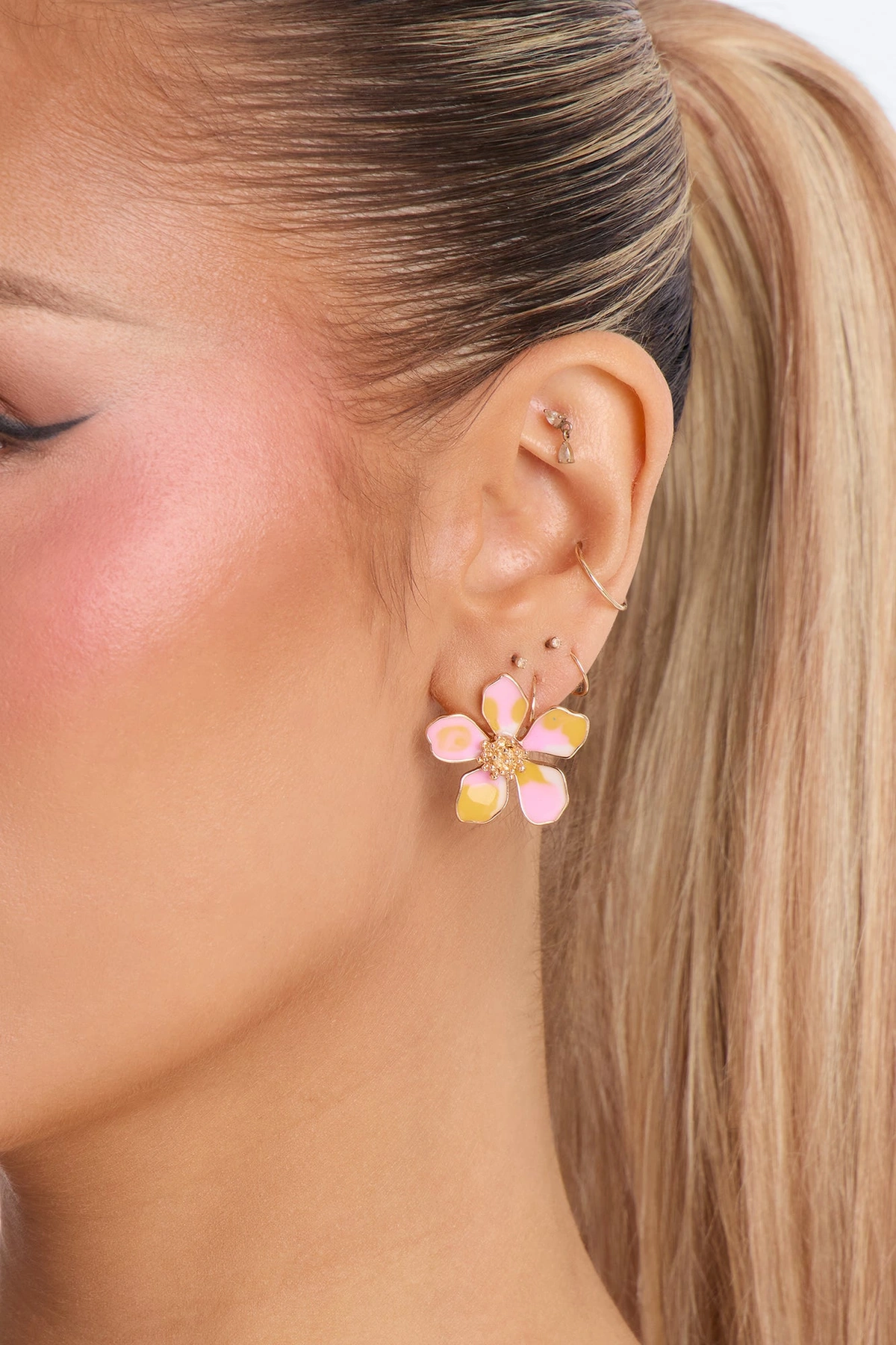 In My Element Floral Earrings - Yellow/combo — Amarelo/combinação