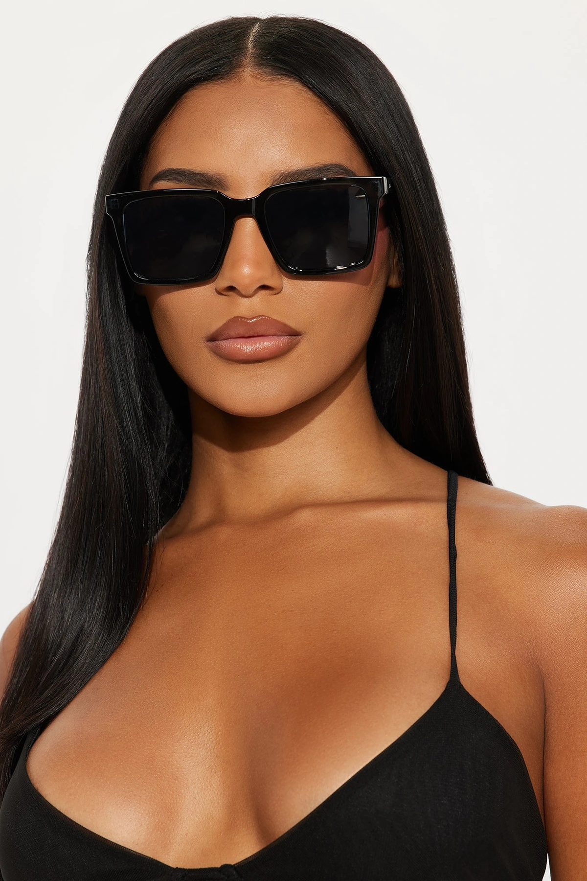 Shades On Square Sunglasses - Black — Preto