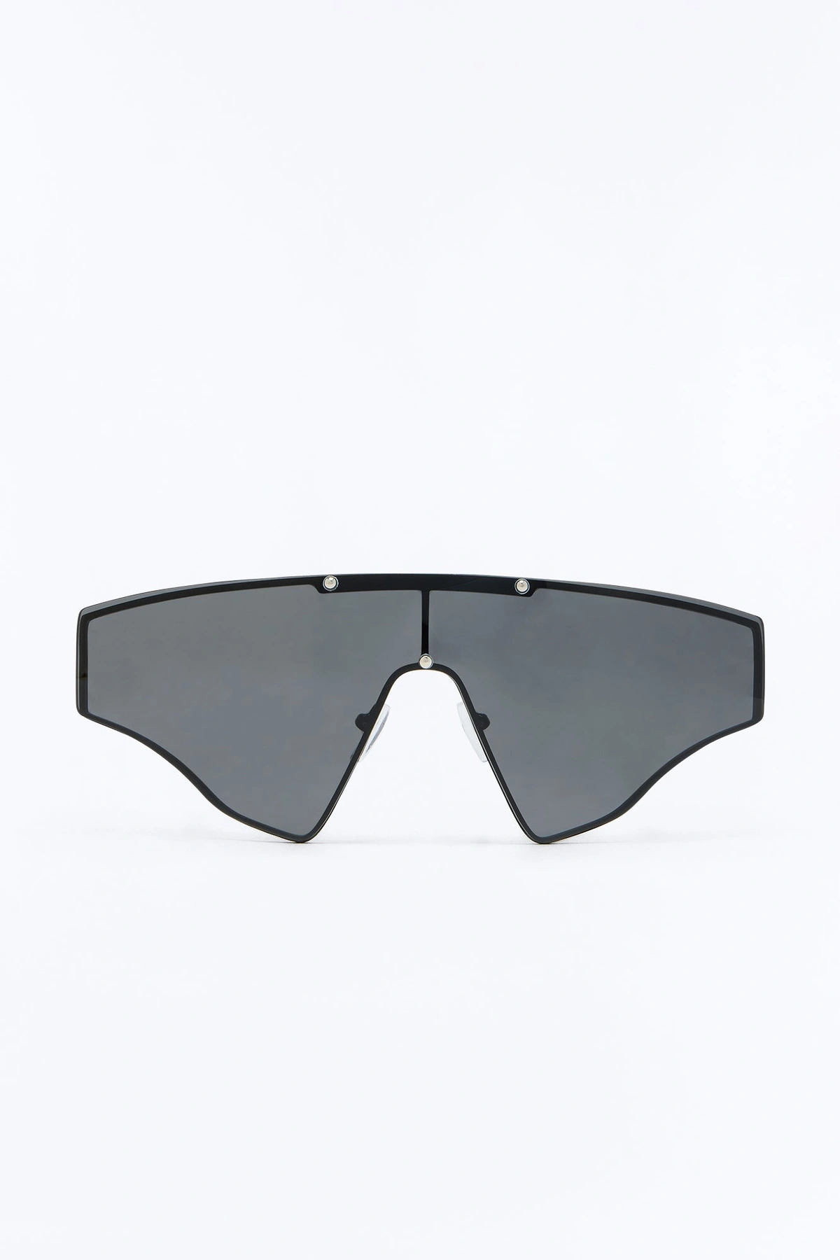 Get Me Going Sunglasses - Black — Preto