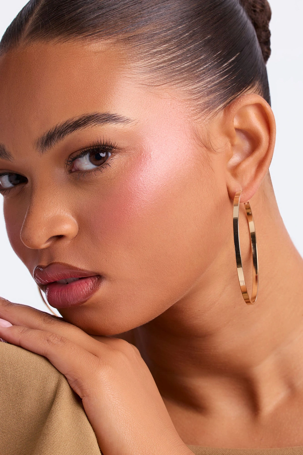 Greta Oversized Hoop Earrings - Gold — Dourado