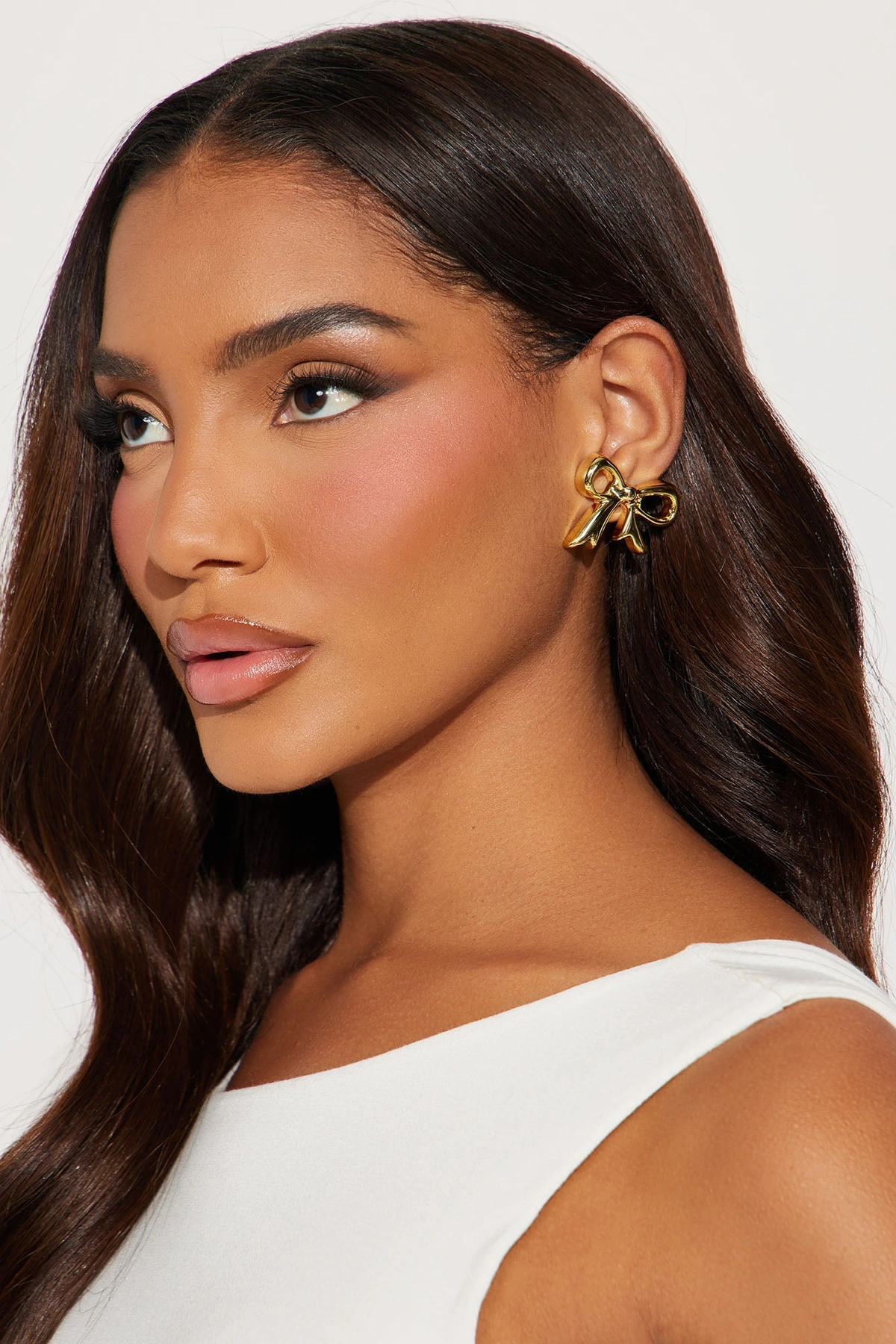 Bowtiful Moments Captured Earrings - Gold — Dourado