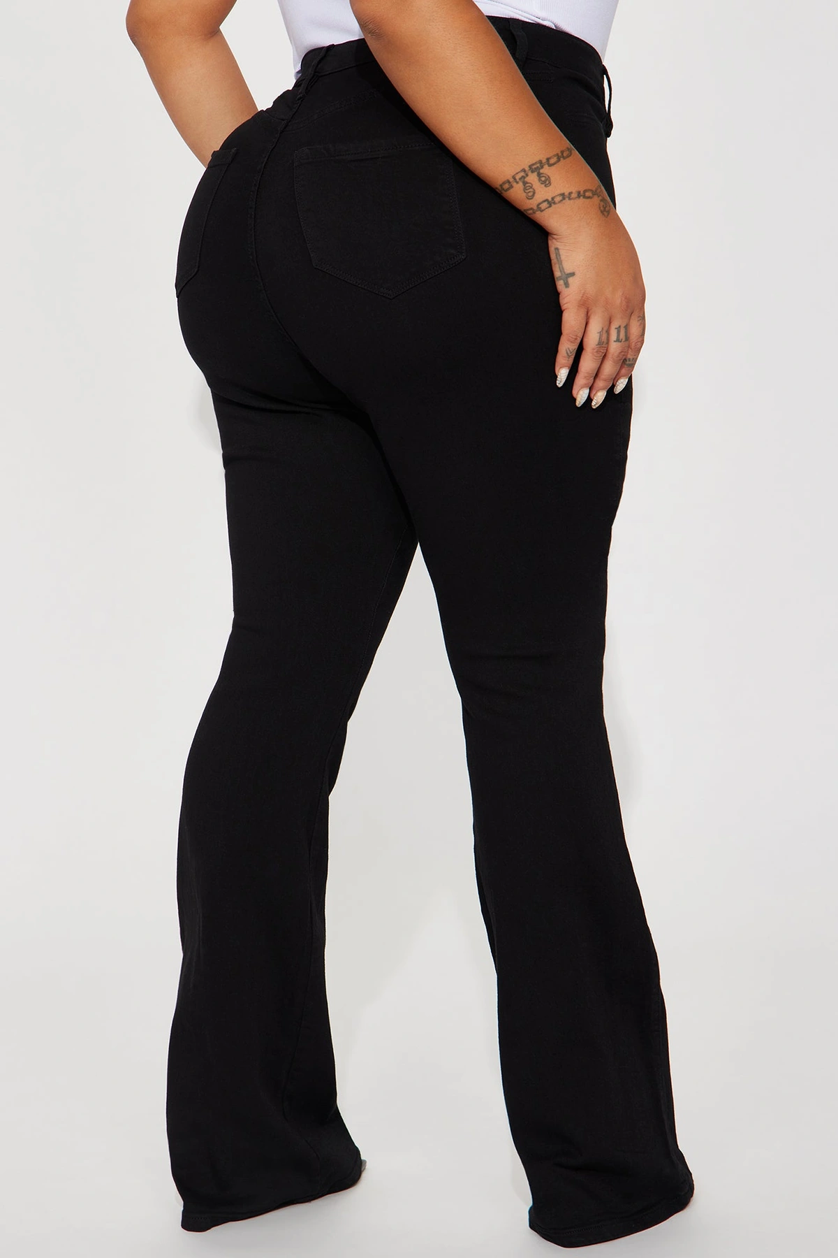 Deep In My Soul Flare Jeans - Black — Preto