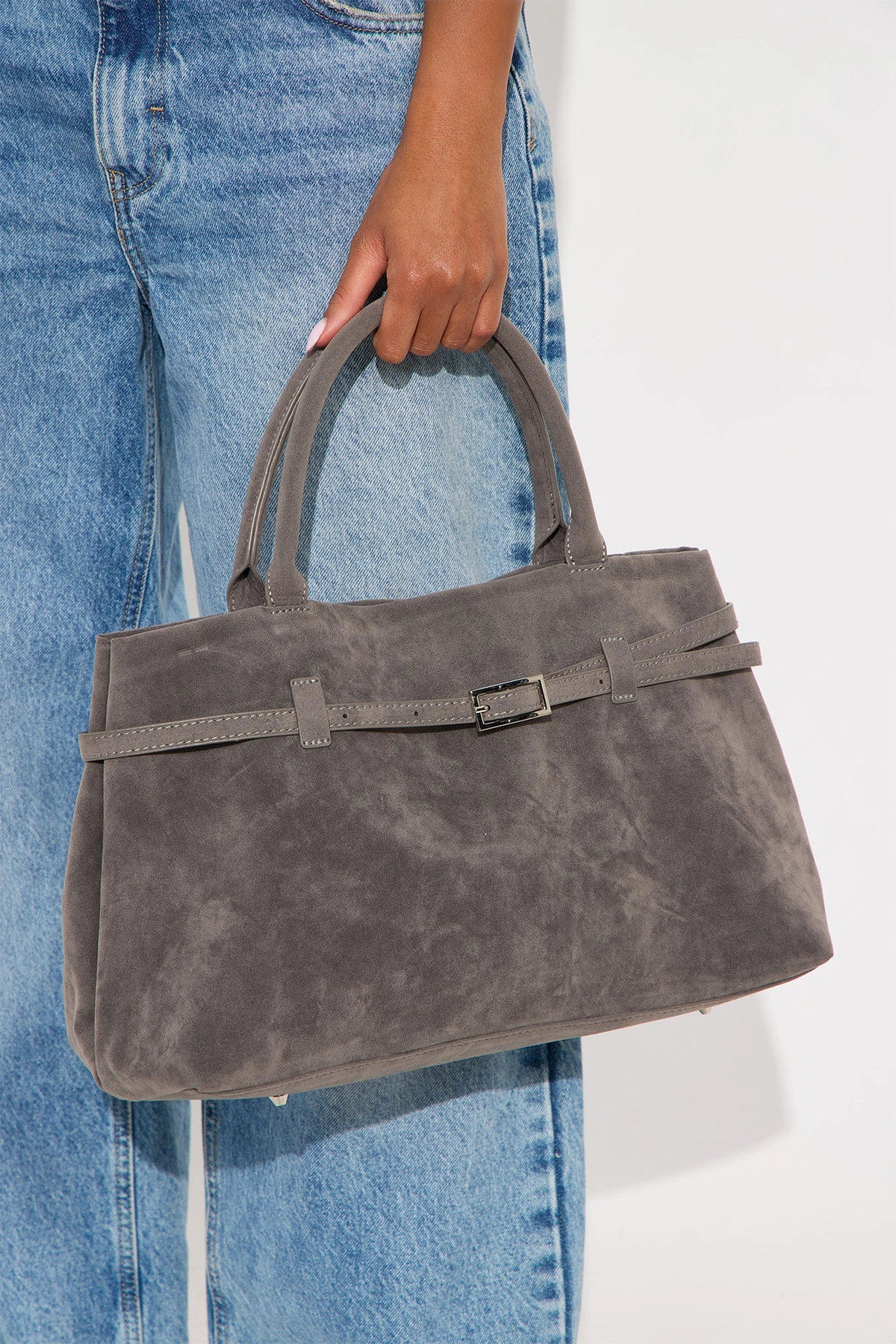 Consider This Faux Suede Shoulder Bag - Grey — Cinzento