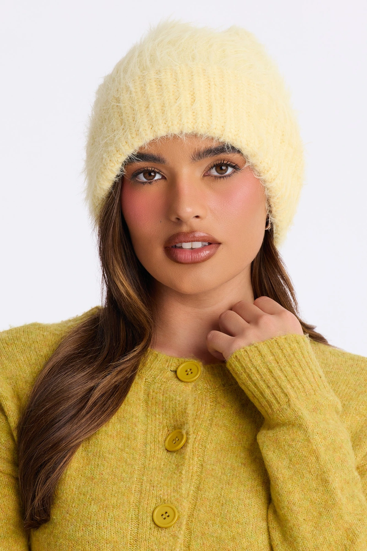 Fuzzy Feeling Beanie - Yellow — Amarelo