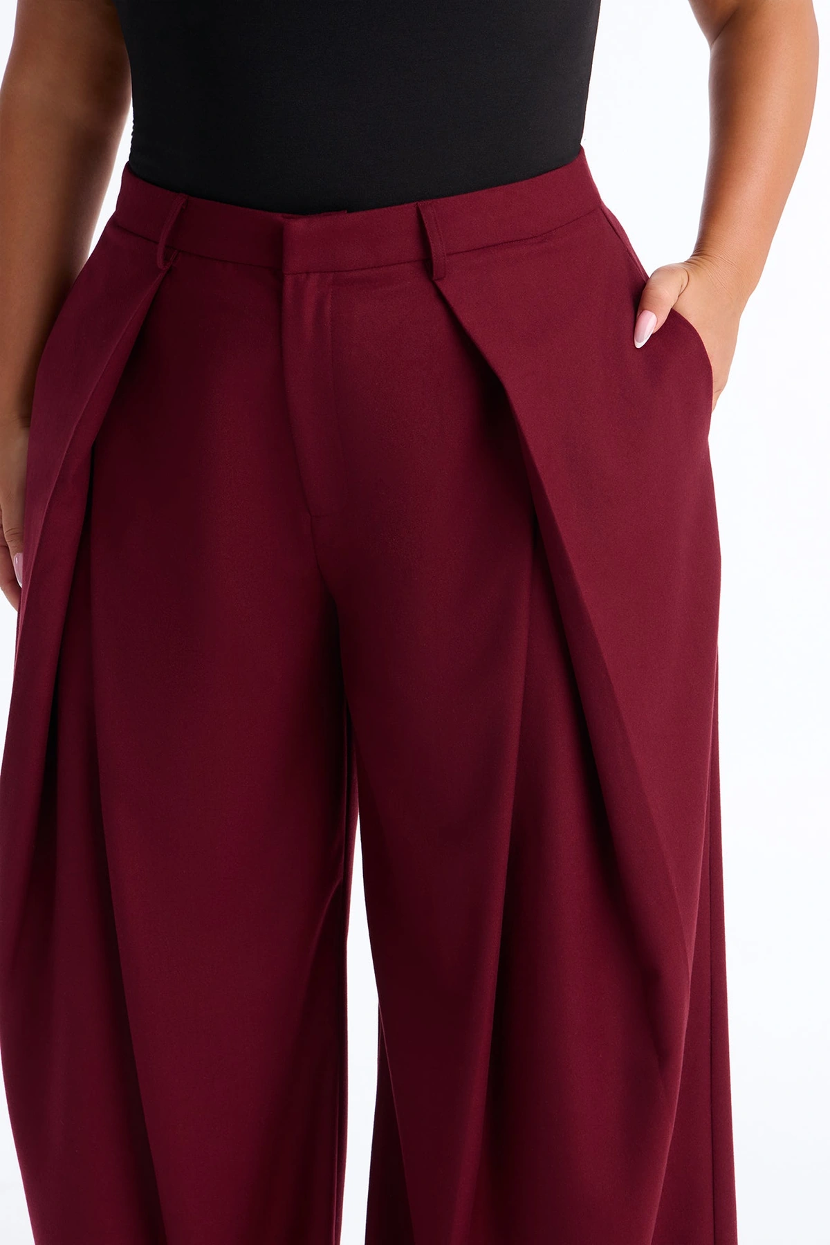 Executive Realness Pleated Wide Leg Trouser 33″ - Burgundy — Bordô