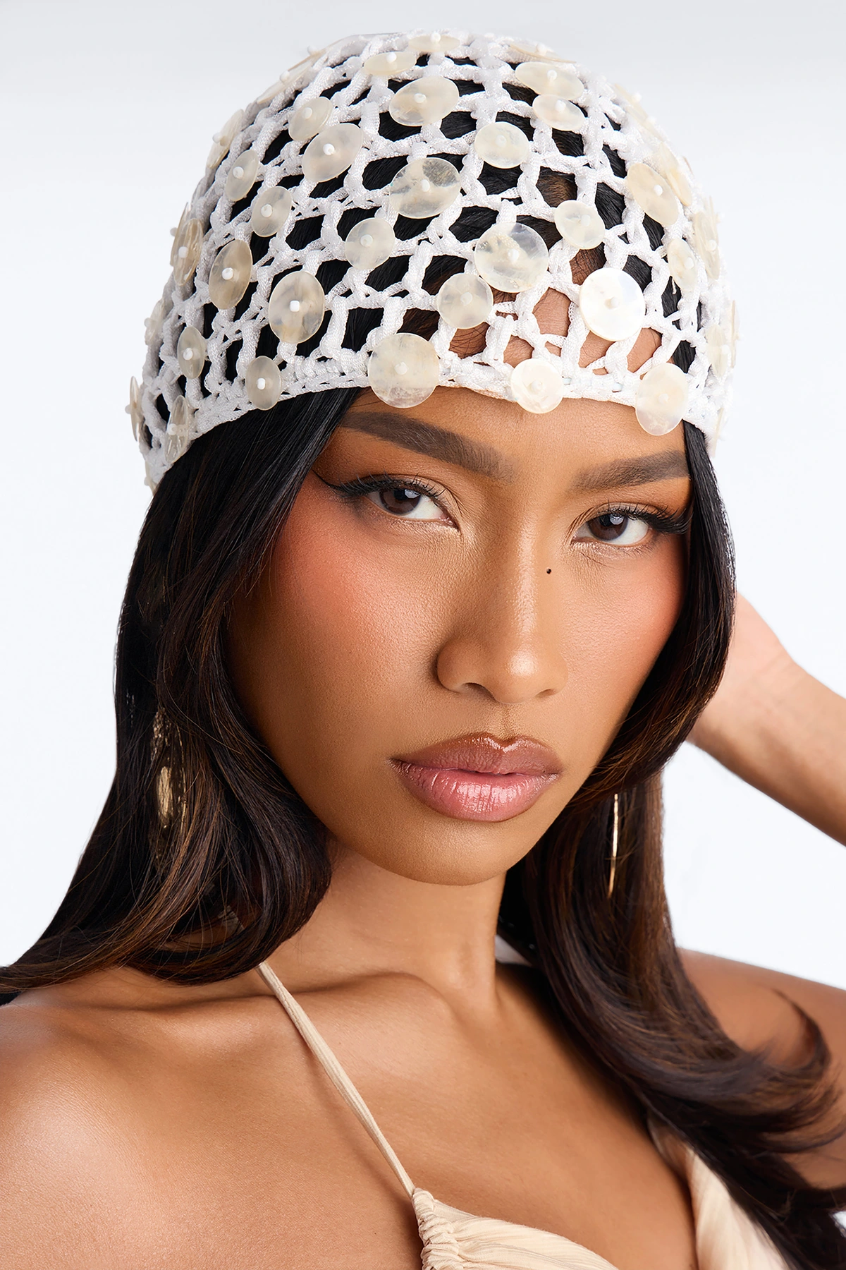 Deep Waters Crochet Beanie - White — Branco