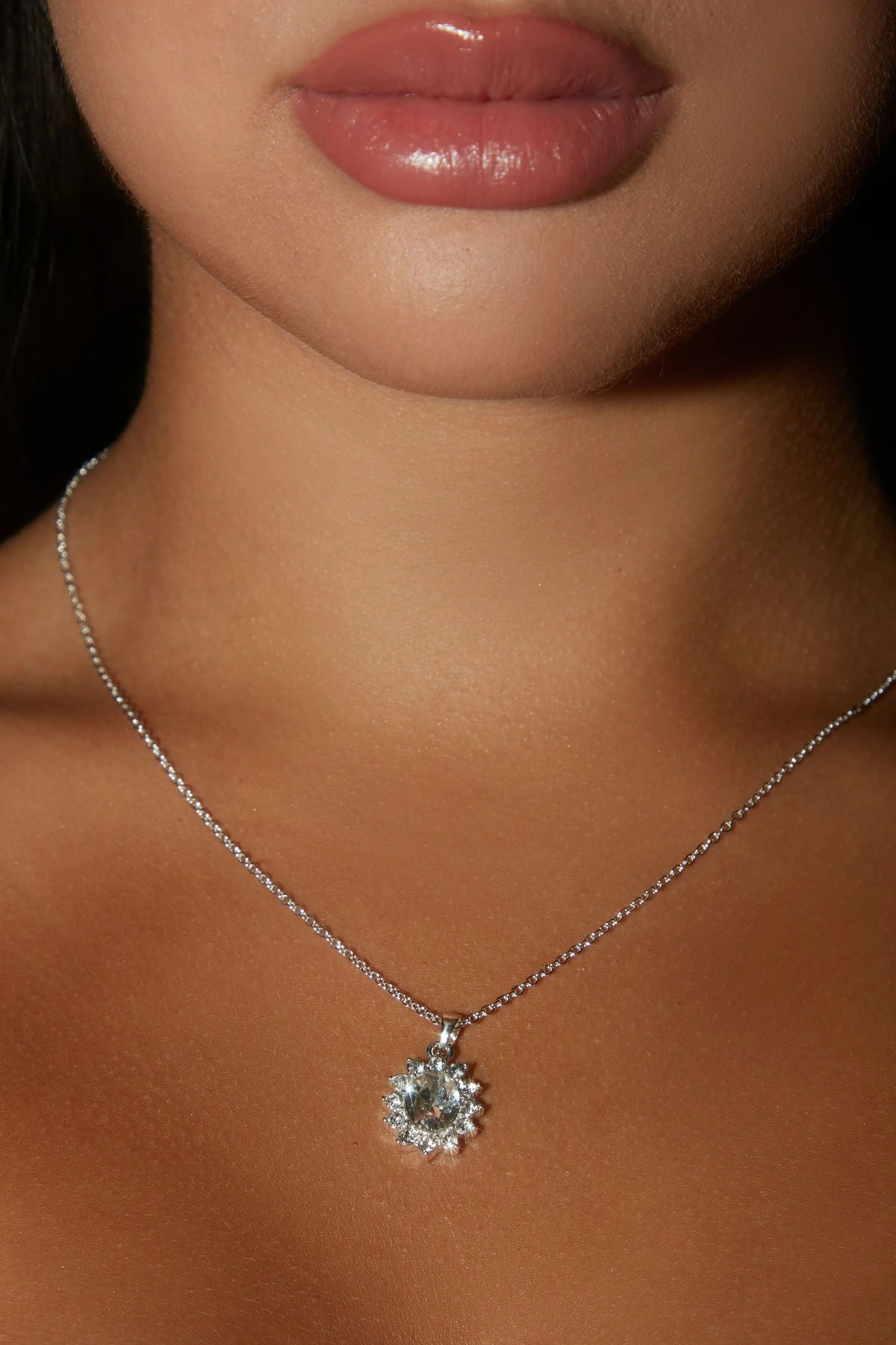 Cutie Alert Necklace - Silver — Prateado