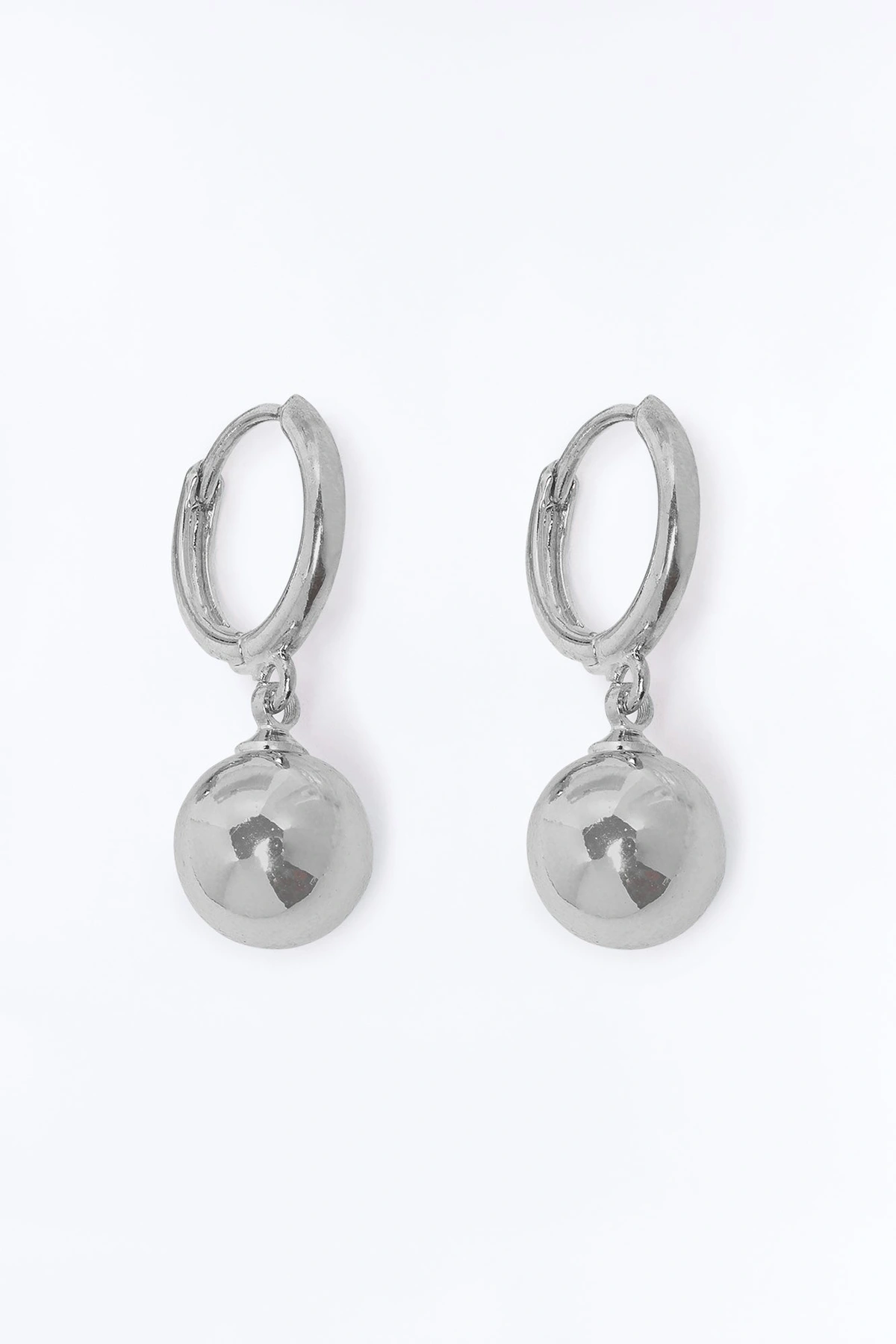Ball Drop Huggie Hoop Earrings - Silver — Prateado