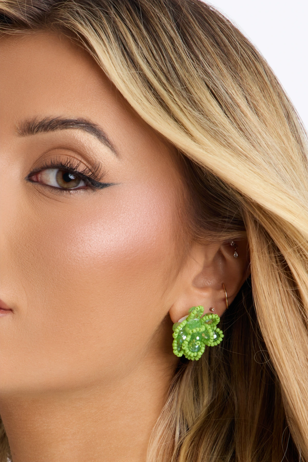 Rooted Magic Stud Earrings - Green — Verde