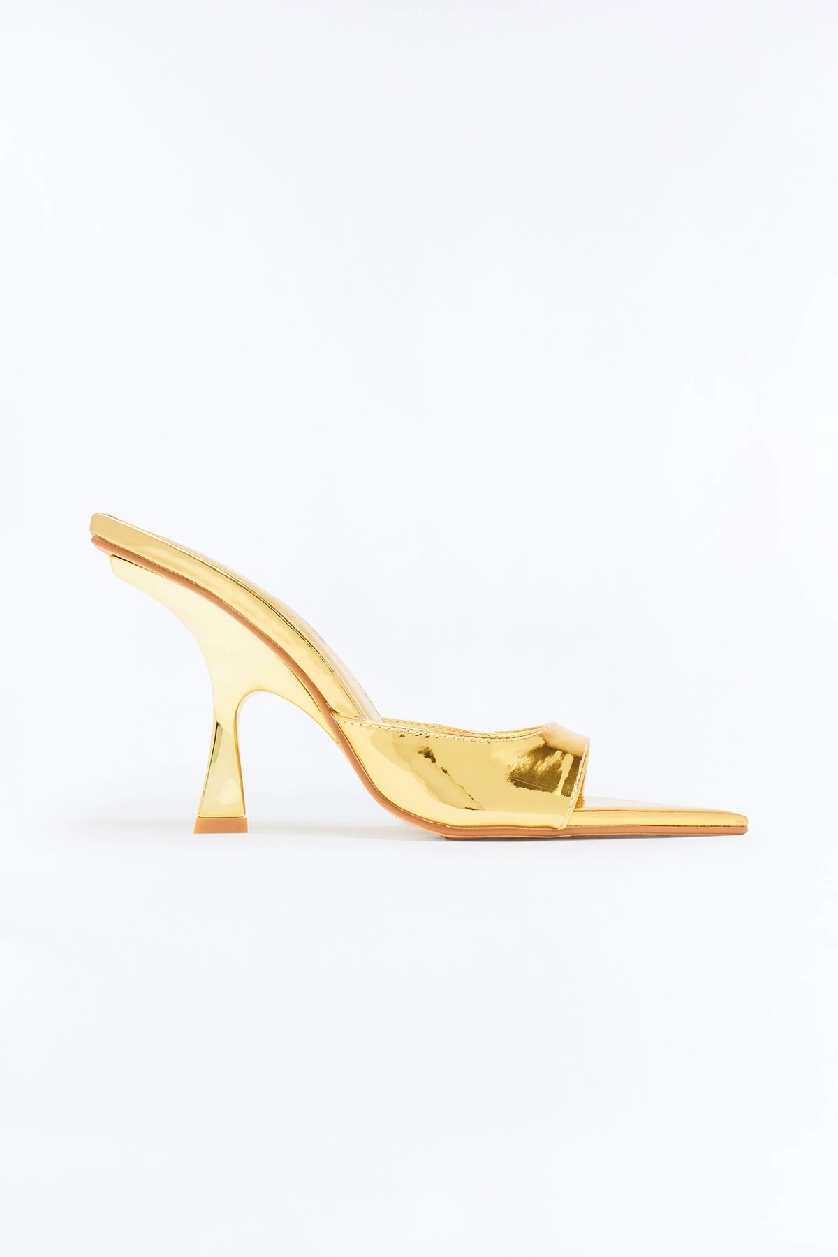 Strut This Heels - Gold — Dourado