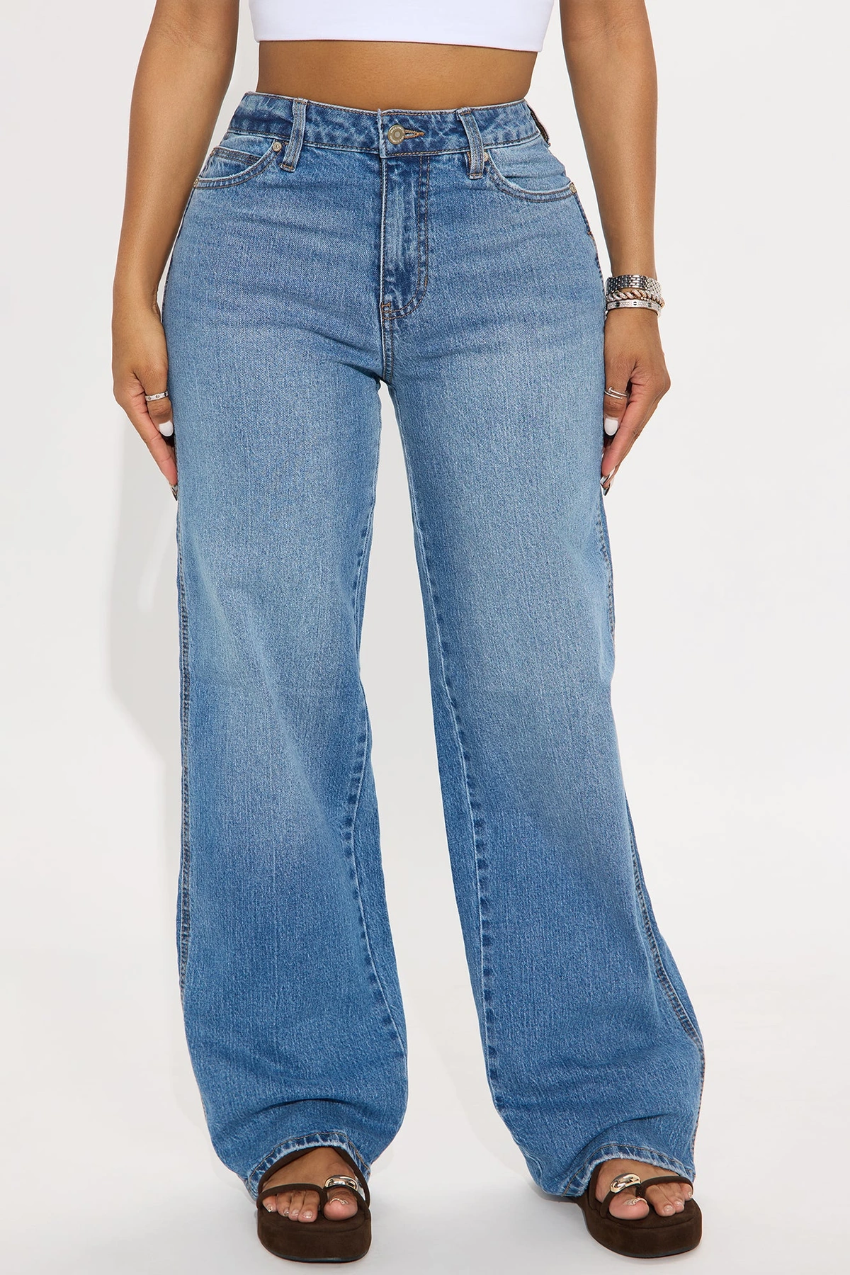 Never Changing Wide Leg Jeans - Medium Wash — Ganga de lavagem média