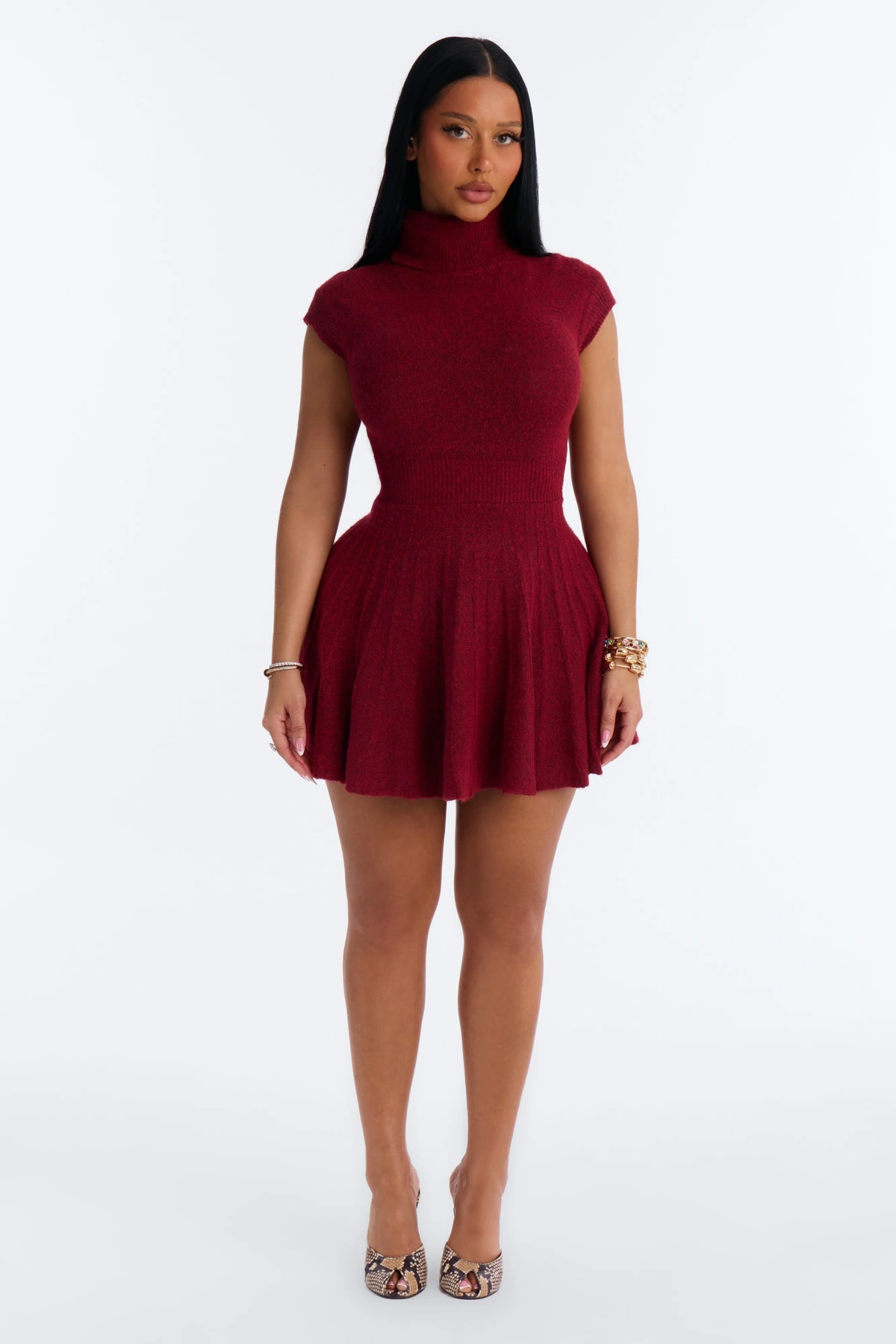 Hazel Turtle Neck Sweater Mini Dress - Burgundy — Bordô