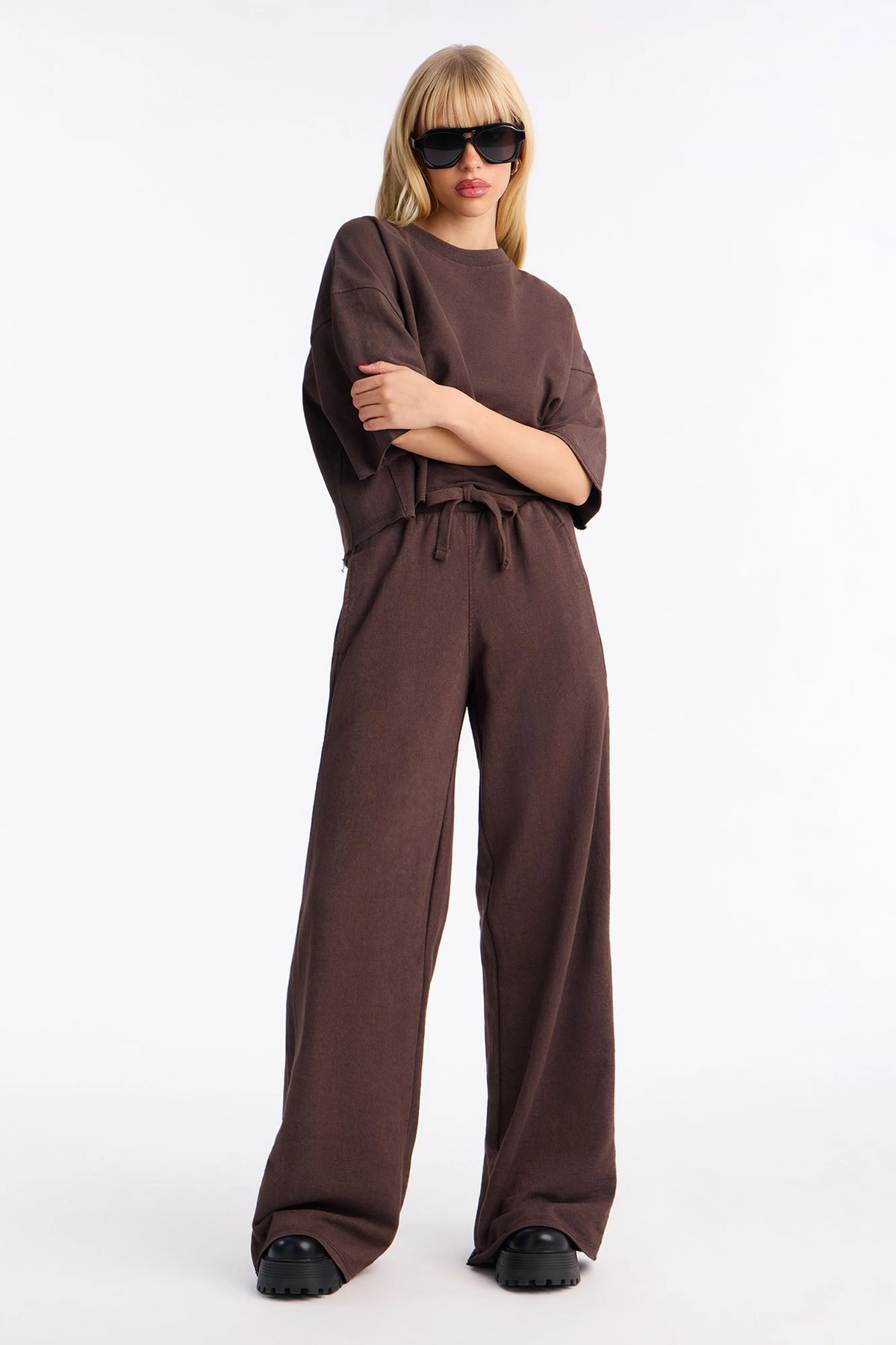 Strollin' Around Pant Set - Chocolate — Chocolate