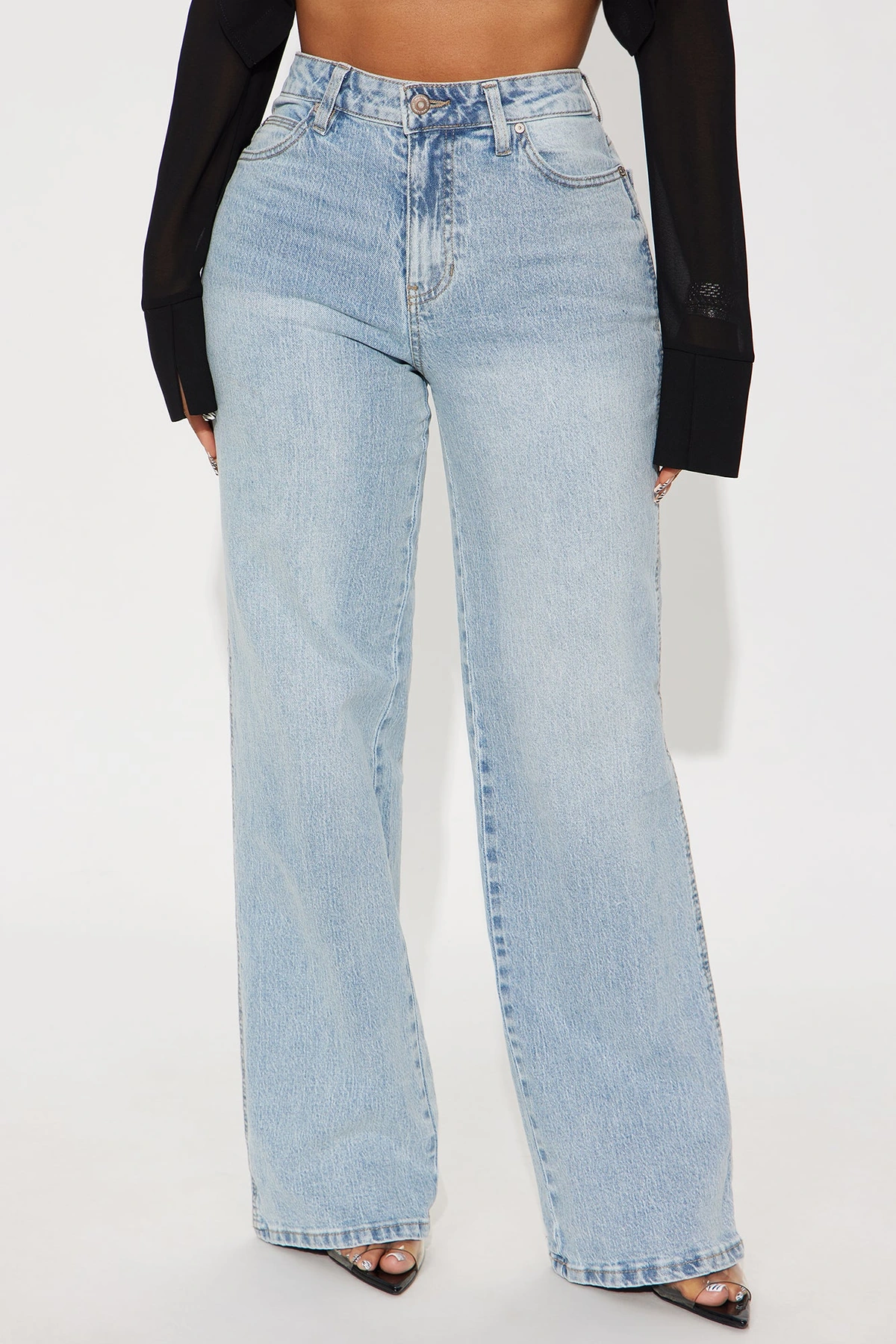 Never Changing Wide Leg Jeans - Light Wash — Ganga de lavagem clara