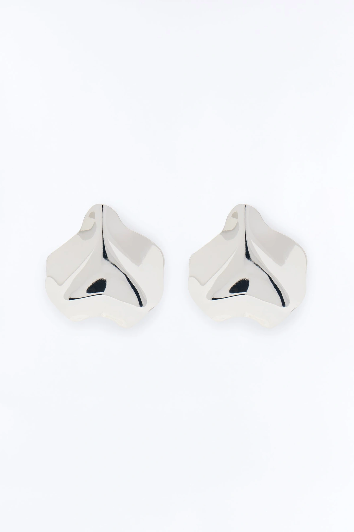 Golden Foil Flakes Earrings - Silver — Prateado
