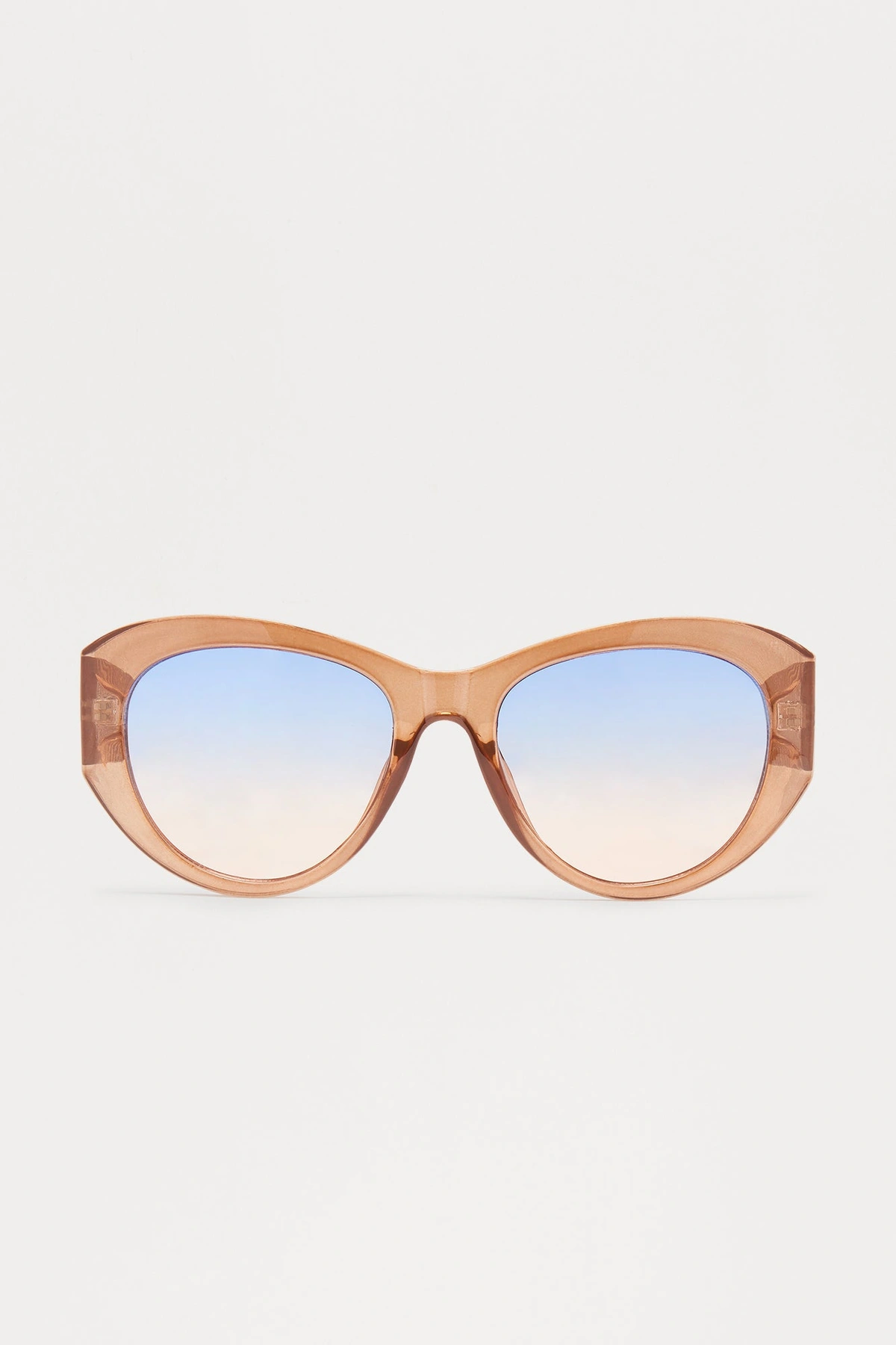 On The Go Round Sunglasses - Nude/combo — Nude/combinação
